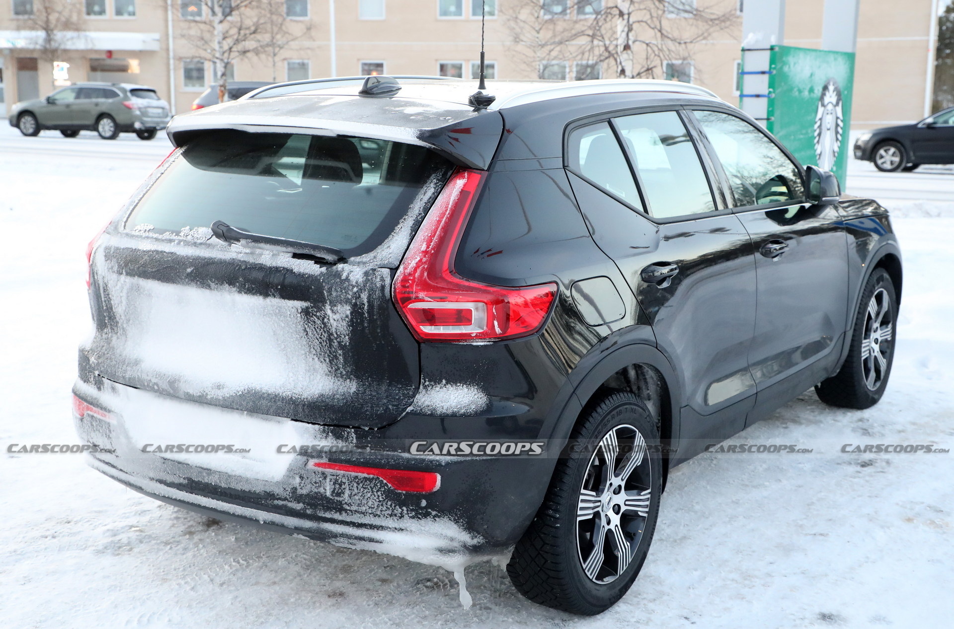 2023 Volvo XC40 Facelift Spotted Undisguised As Brand Quietly Reveals It On Euro Configurators