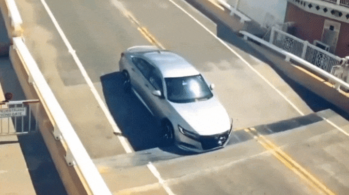 Scary Video Shows Florida Honda Driver Stuck On Drawbridge As It Opens ...