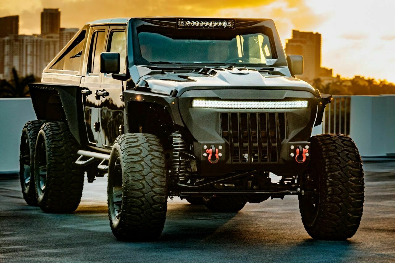 It’s A Jeep Cybertruck Thing: Gladiator ‘Hellfire’ 6×6 Has 750 HP And Costs $220,000