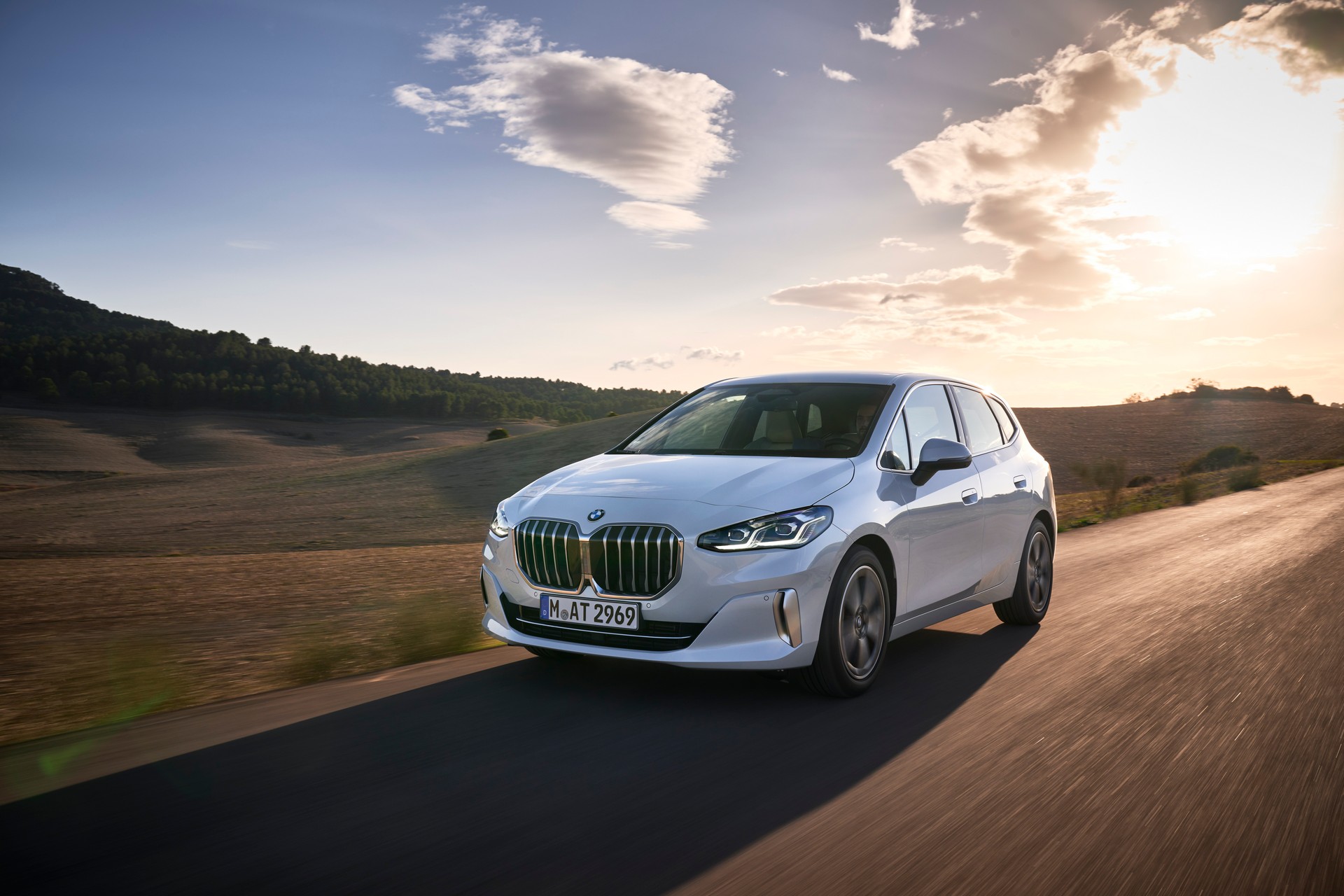 2022 BMW 2-Series Active Tourer Detailed In Massive New Gallery