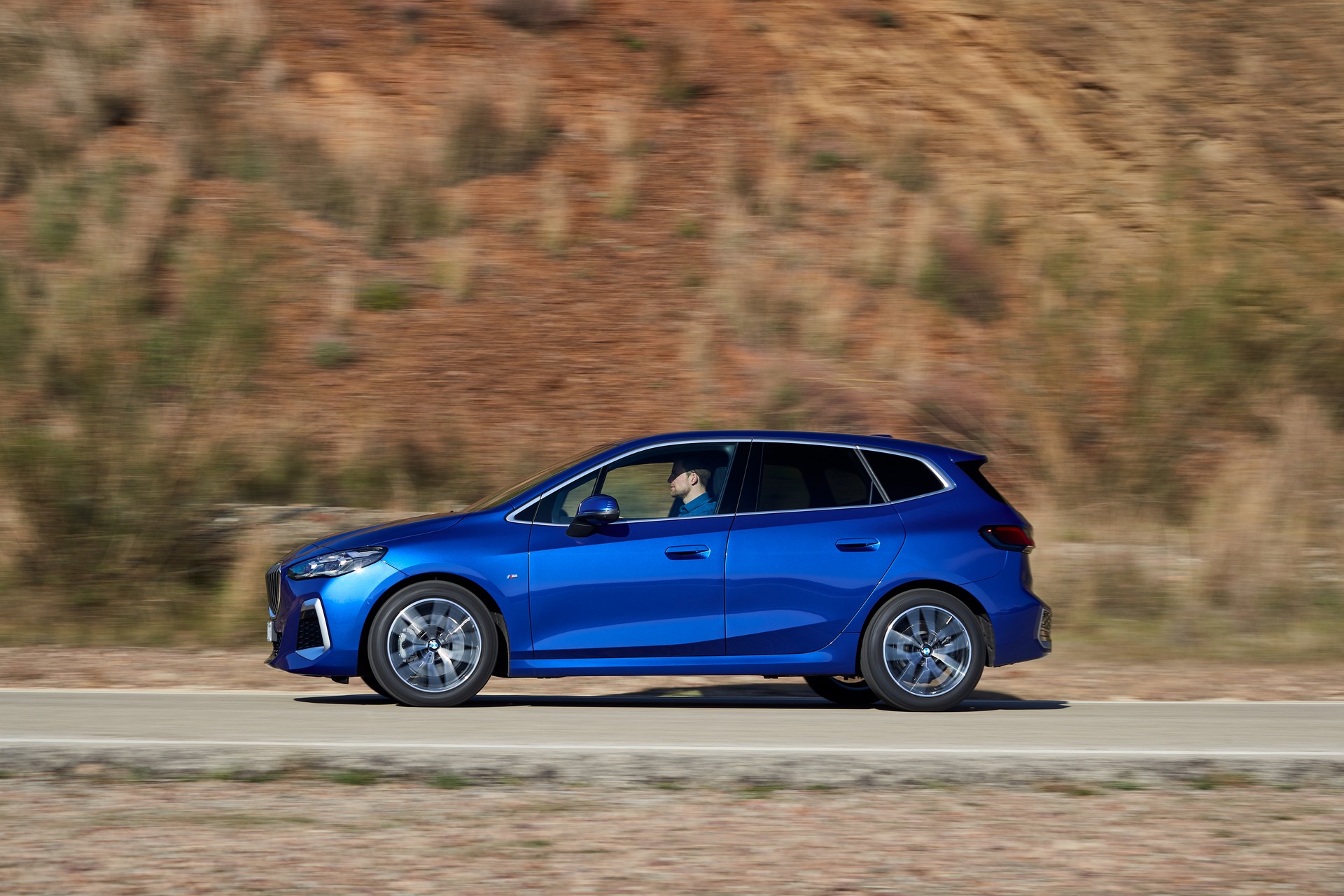 2022 BMW 2-Series Active Tourer Detailed In Massive New Gallery