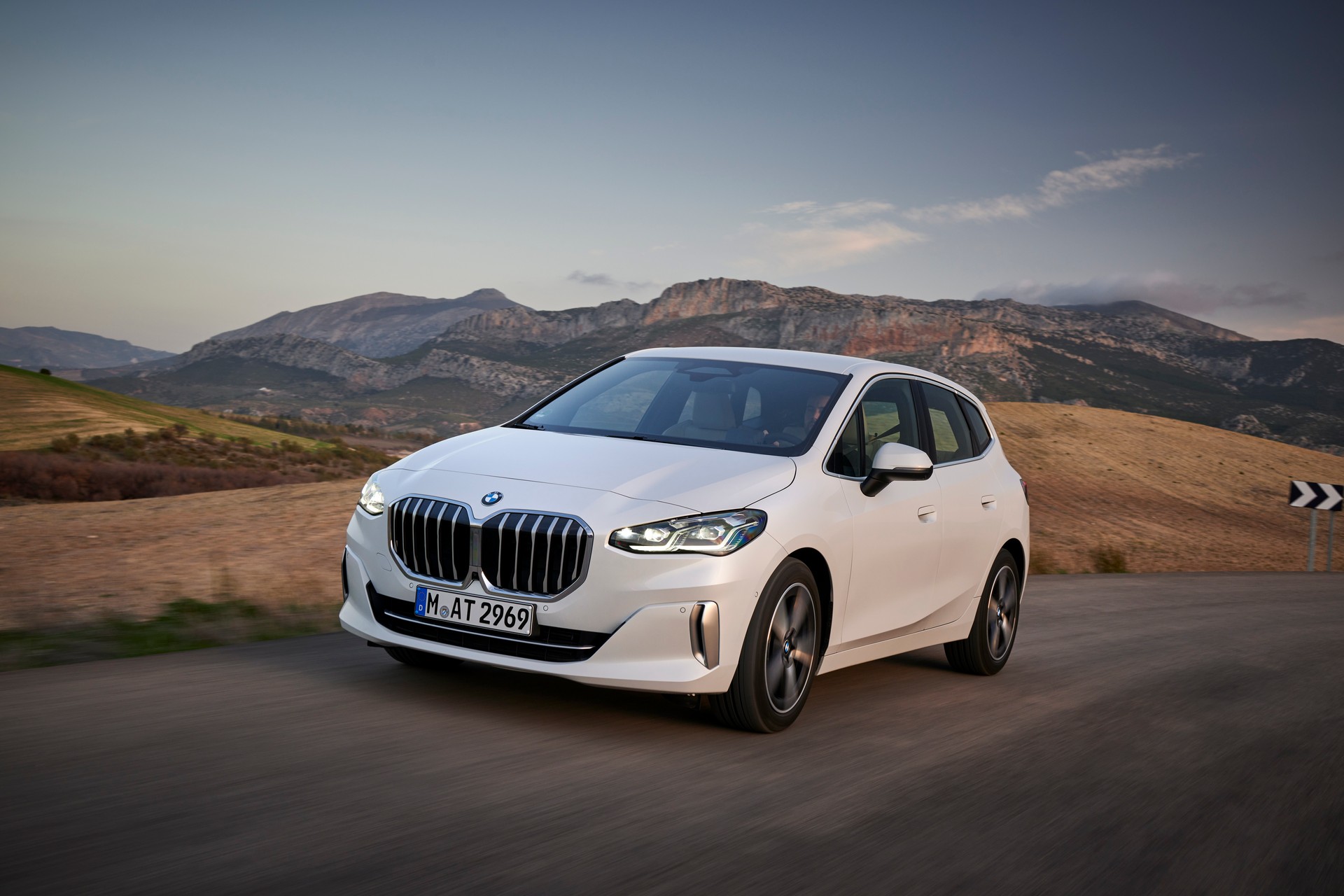 2022 BMW 2-Series Active Tourer Detailed In Massive New Gallery