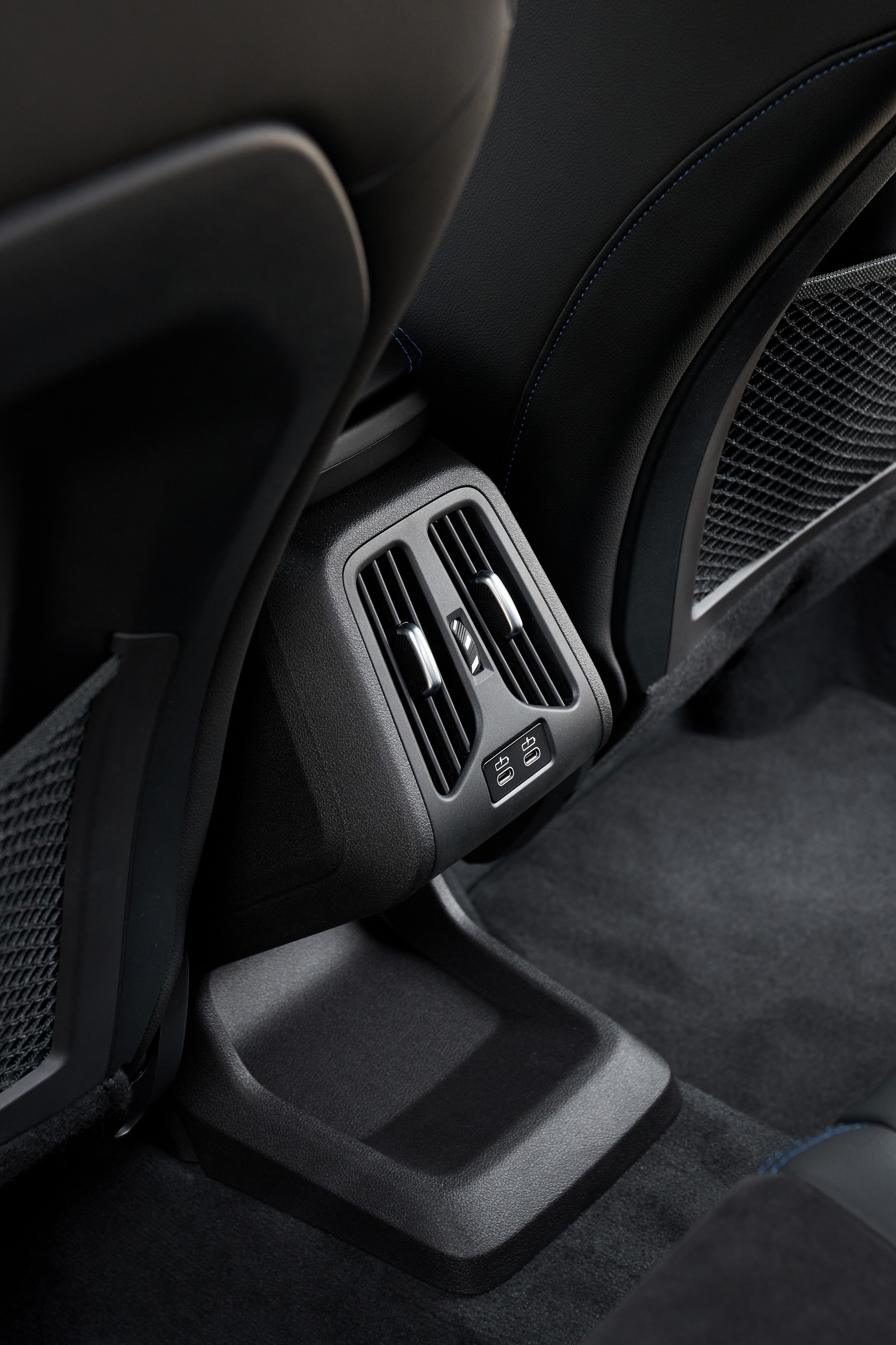 2022 BMW 2-Series Active Tourer Detailed In Massive New Gallery