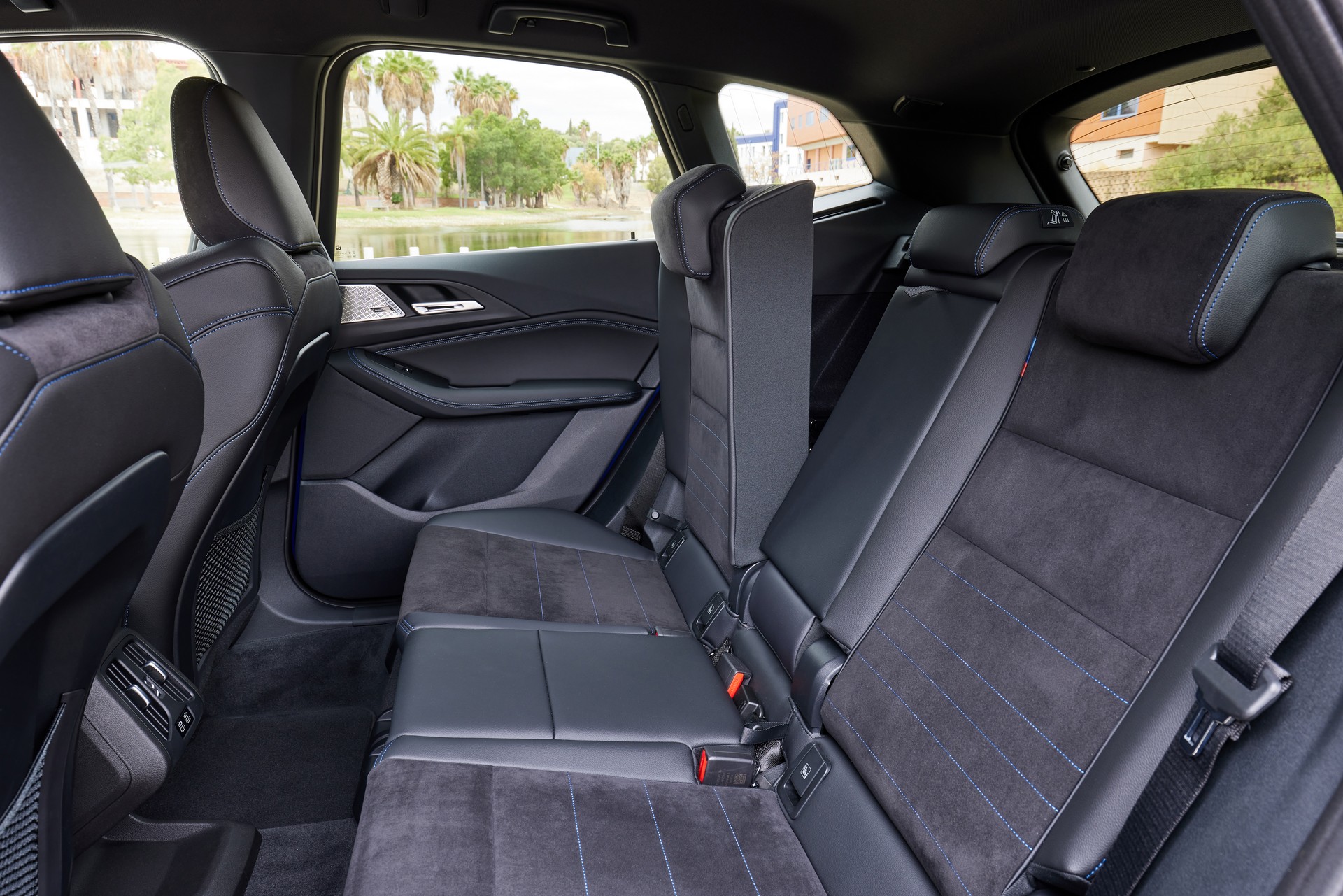 2022 BMW 2-Series Active Tourer Detailed In Massive New Gallery