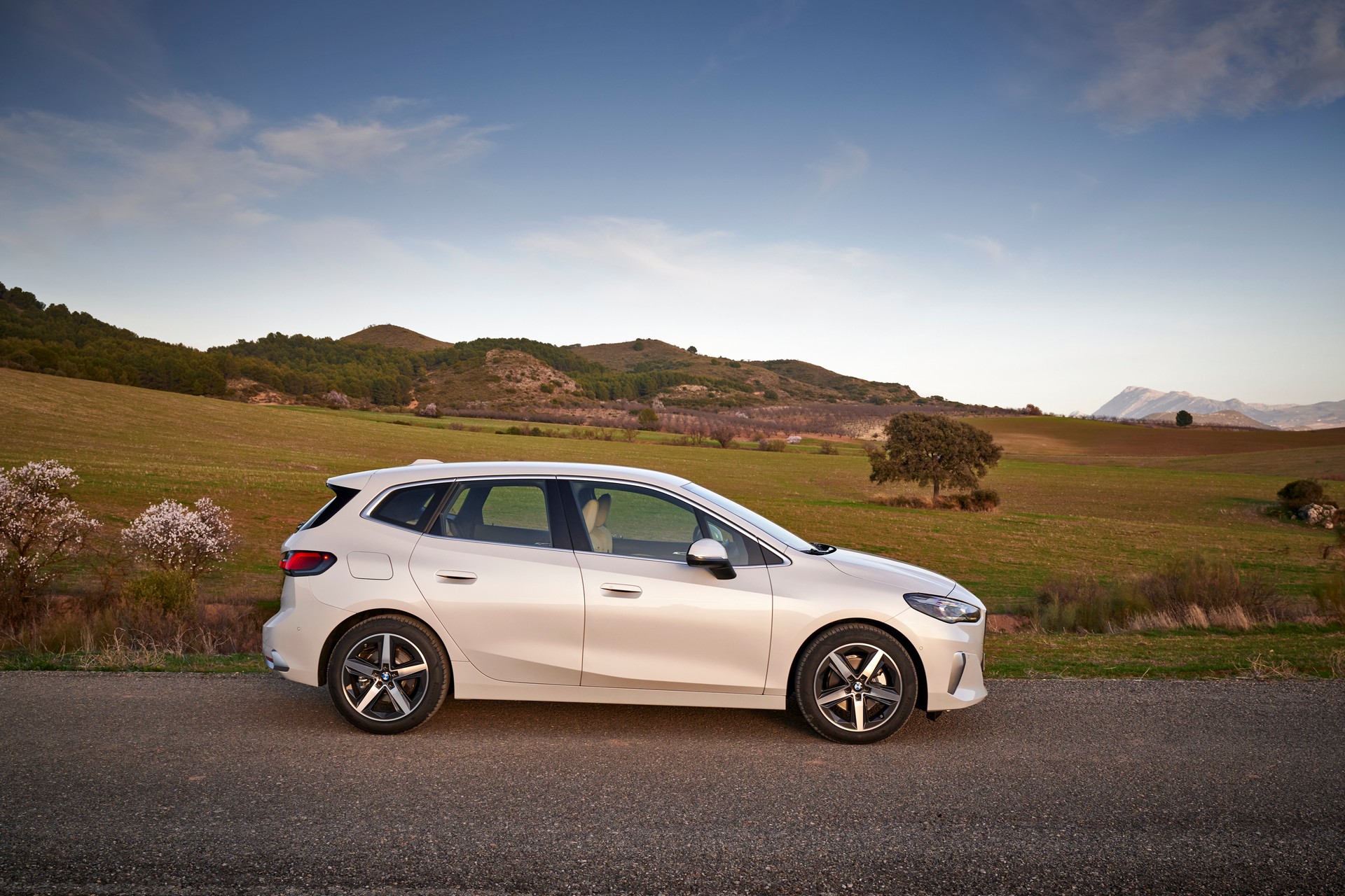 2022 BMW 2-Series Active Tourer Detailed In Massive New Gallery