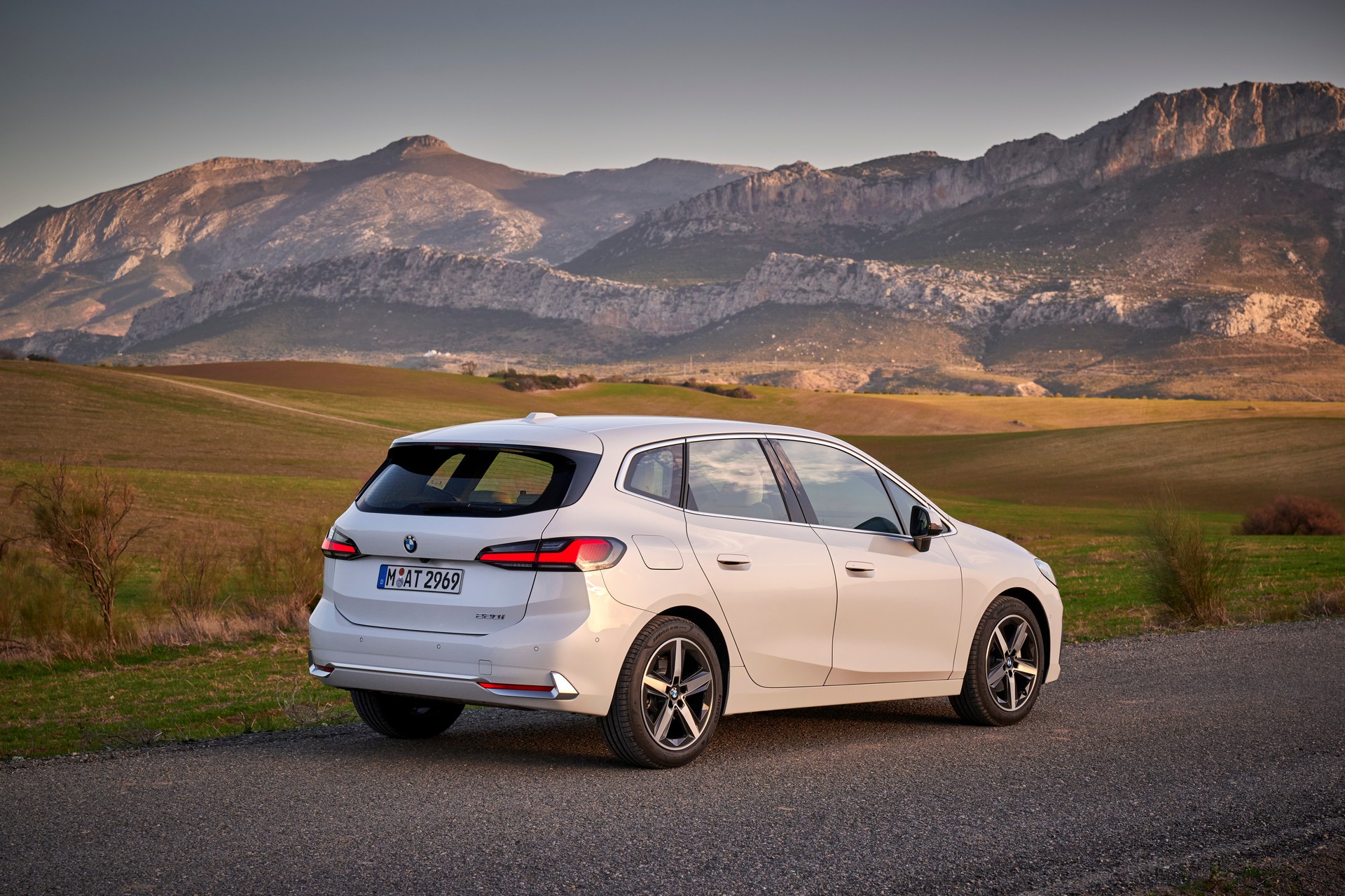 2022 BMW 2-Series Active Tourer Detailed In Massive New Gallery