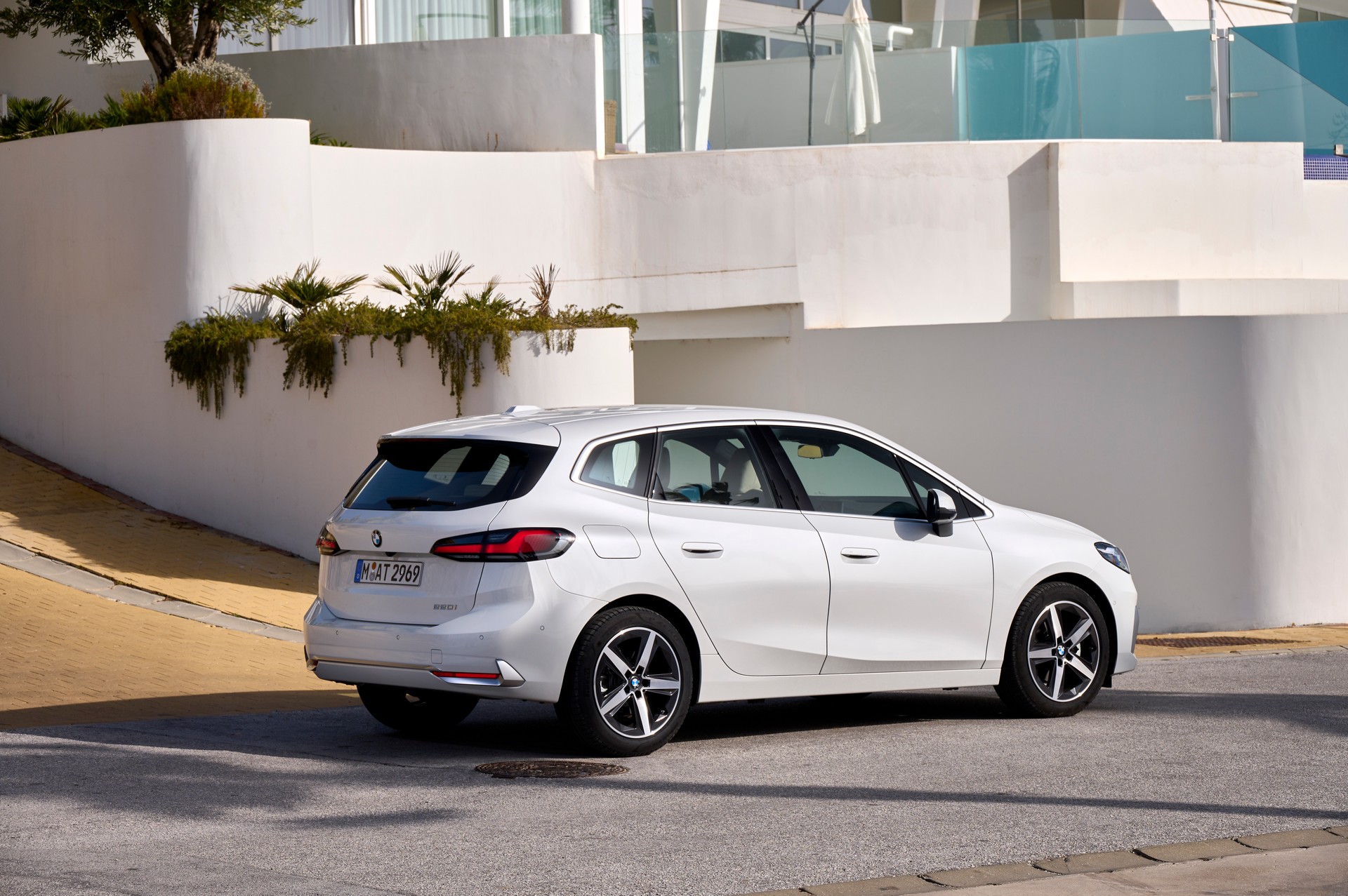 2022 BMW 2-Series Active Tourer Detailed In Massive New Gallery