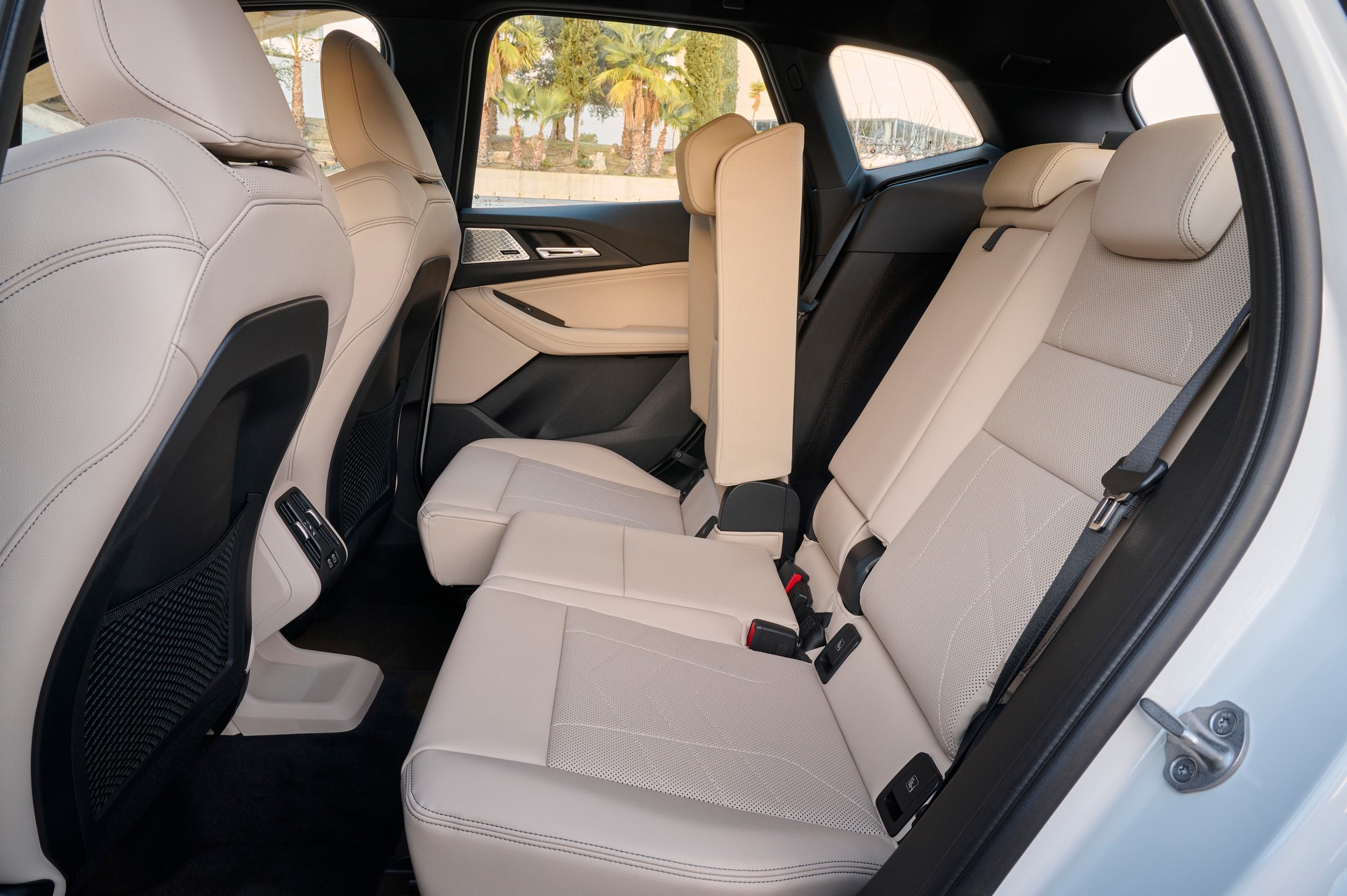 2022 BMW 2-Series Active Tourer Detailed In Massive New Gallery