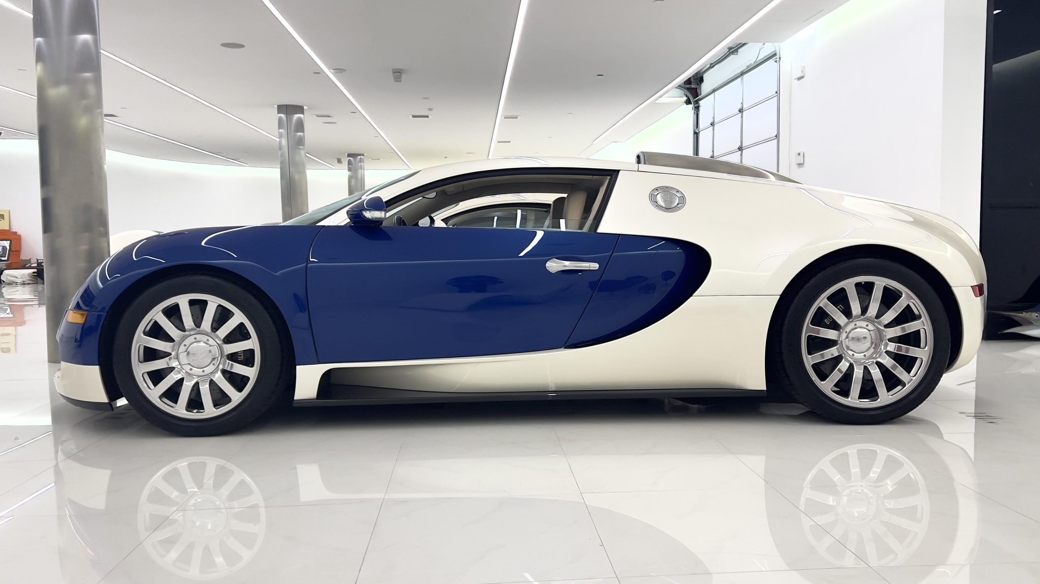 Manny Khoshbin Is Selling One Of His Bugatti Veyrons But It Isn’t Safe To Drive