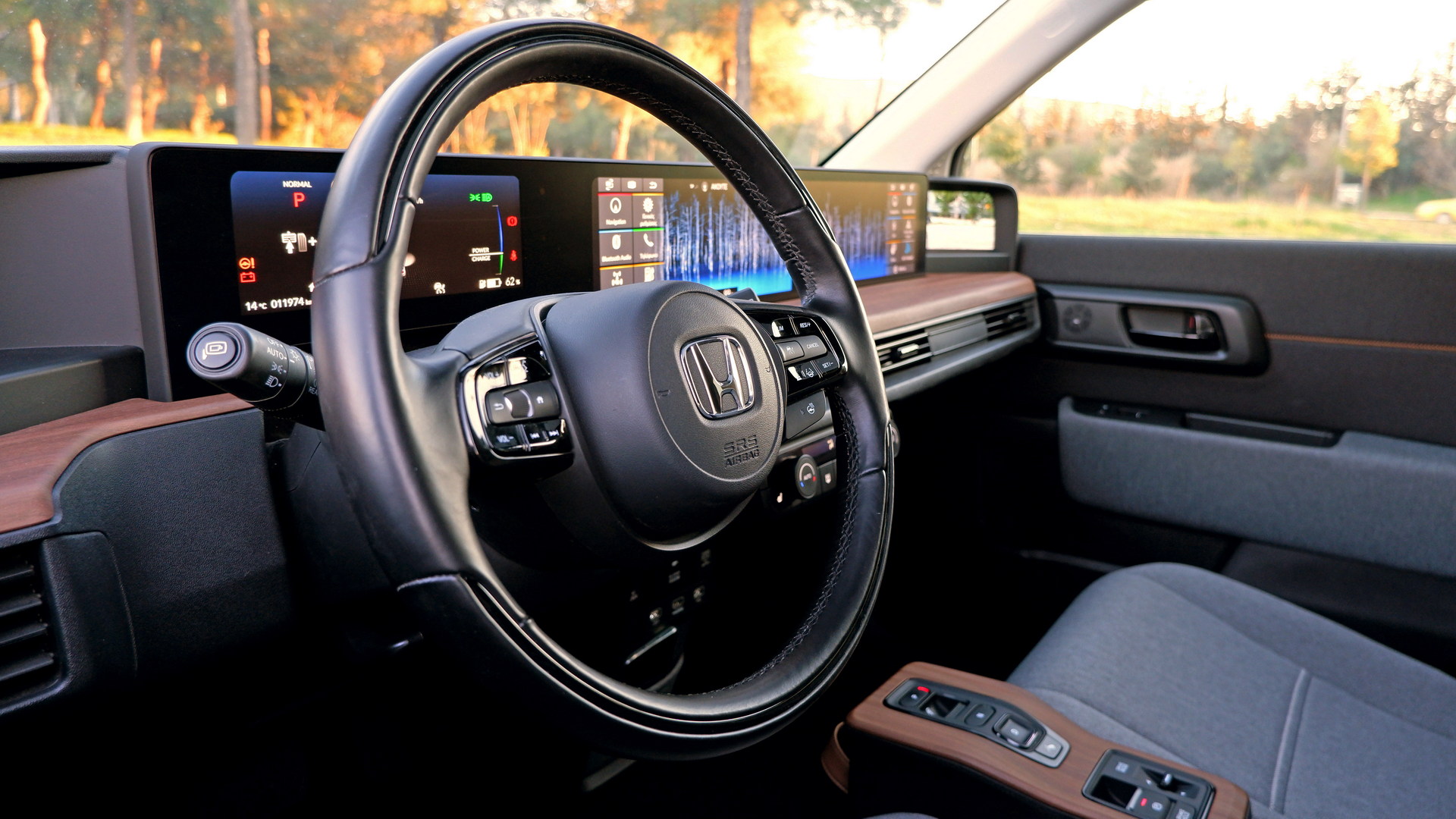 Driven: The Honda e Advance Is A Retro-Futuristic Gadget On Four Wheels