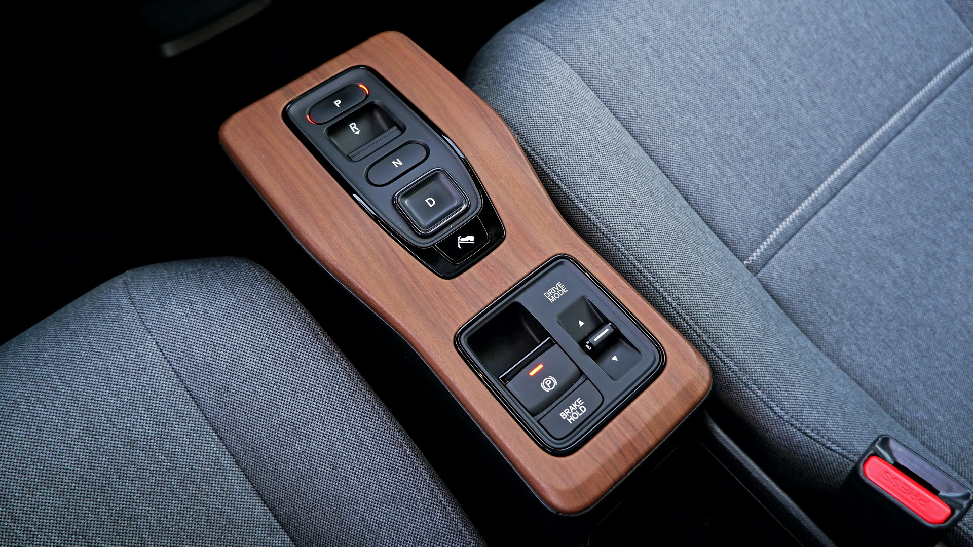 Driven: The Honda e Advance Is A Retro-Futuristic Gadget On Four Wheels