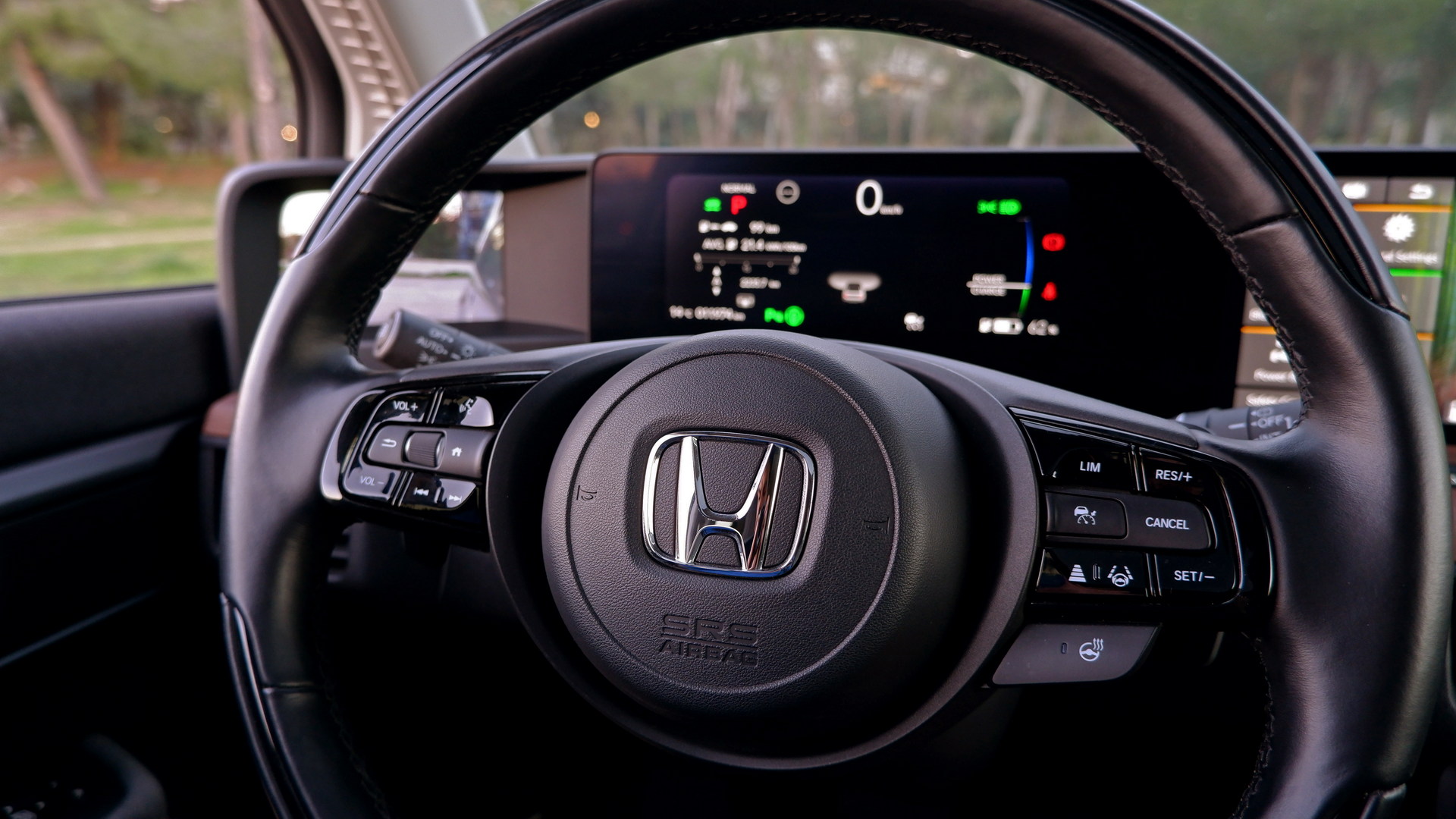 Driven: The Honda e Advance Is A Retro-Futuristic Gadget On Four Wheels