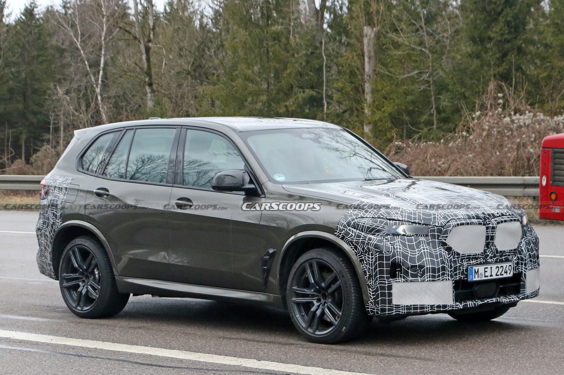 Facelifted 2024 BMW X5 M Spied Showing Its Updated Grille Design