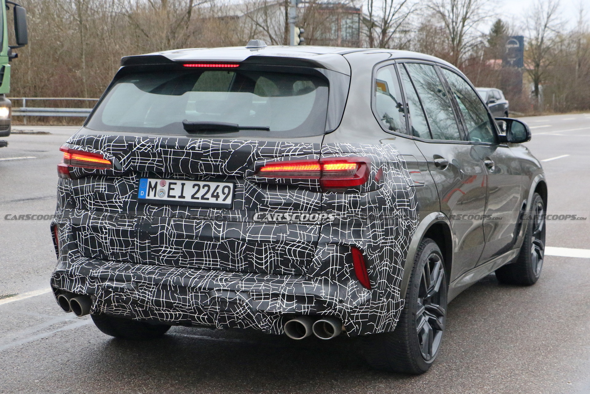 Facelifted 2024 BMW X5 M Spied Showing Its Updated Grille Design