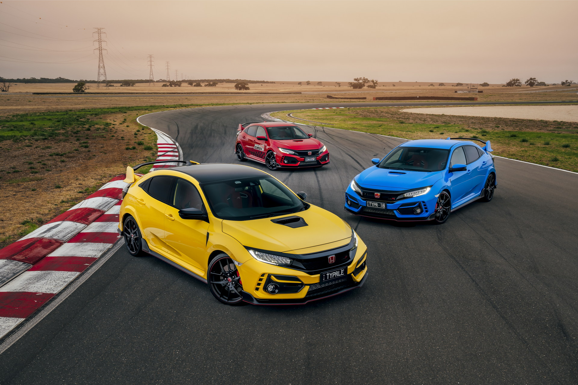 Outgoing Honda Civic Type R Limited Edition Sets FWD Lap Record At The Bend