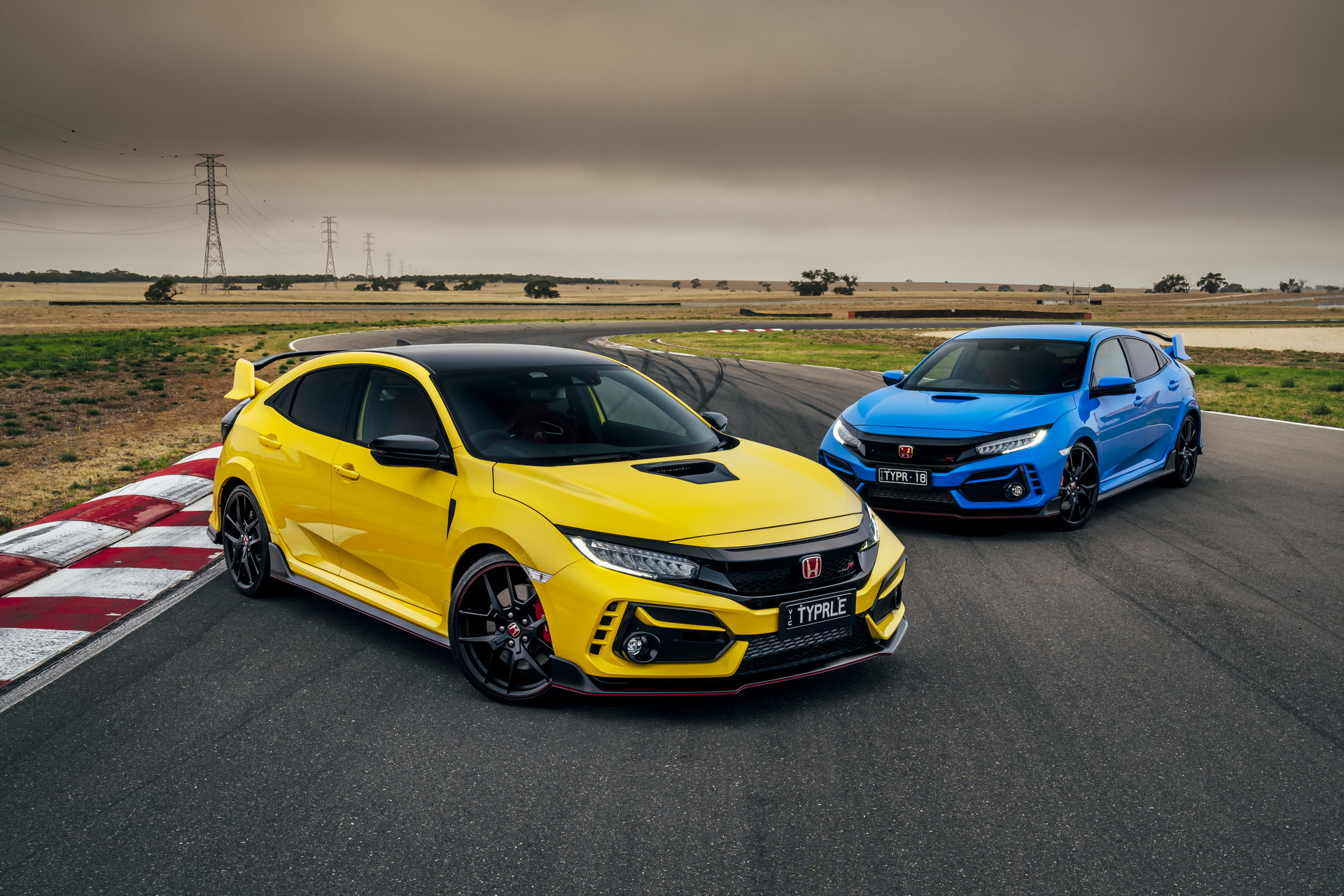 Outgoing Honda Civic Type R Limited Edition Sets FWD Lap Record At The Bend