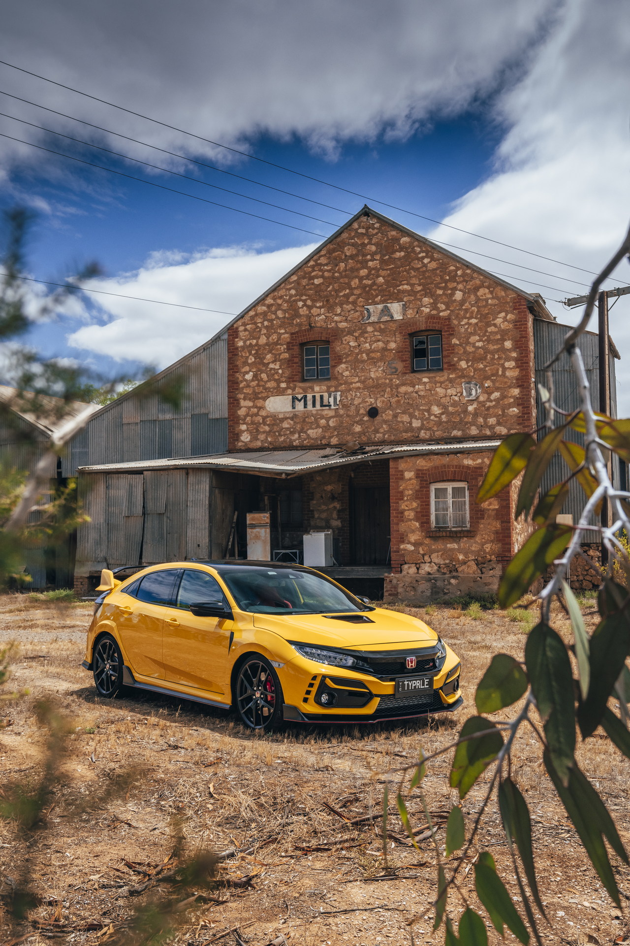 Outgoing Honda Civic Type R Limited Edition Sets FWD Lap Record At The Bend