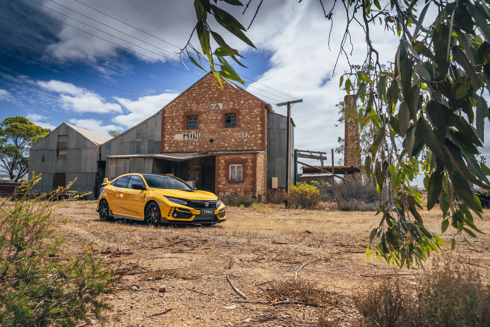 Outgoing Honda Civic Type R Limited Edition Sets FWD Lap Record At The Bend