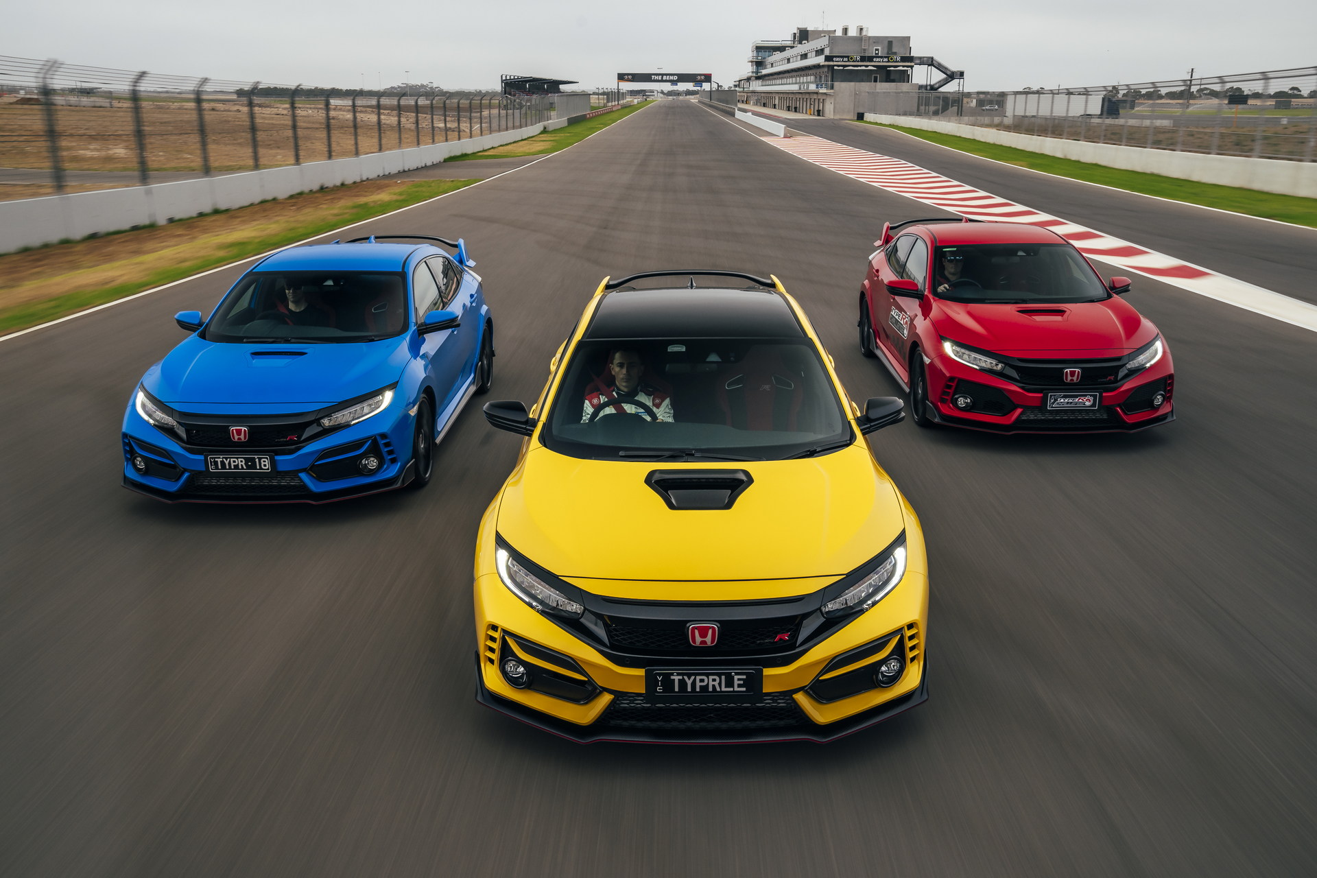 Outgoing Honda Civic Type R Limited Edition Sets FWD Lap Record At The Bend