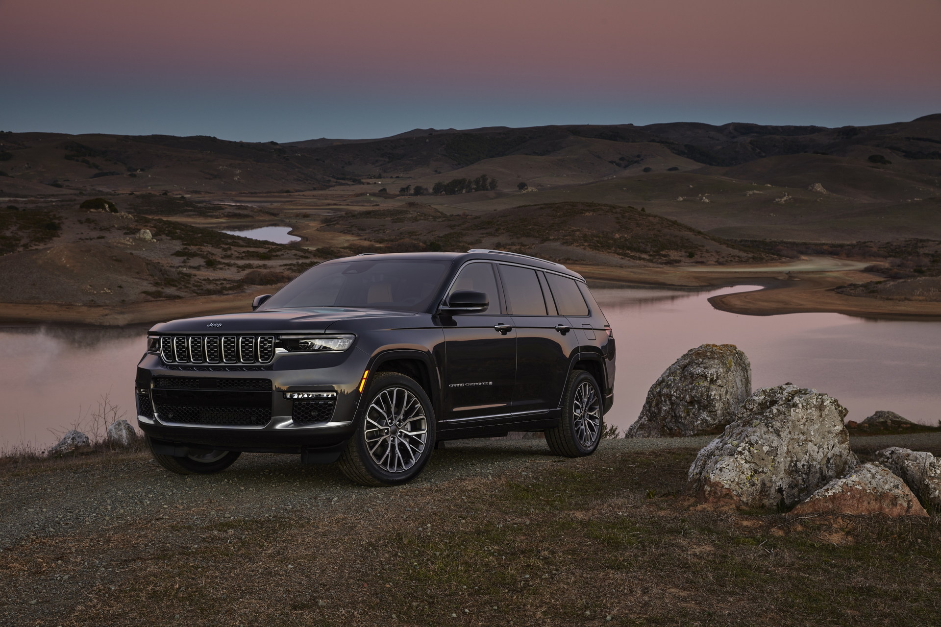 Jeep Grand Cherokee L Lands In Australia, Will Be Followed By The Grand Cherokee