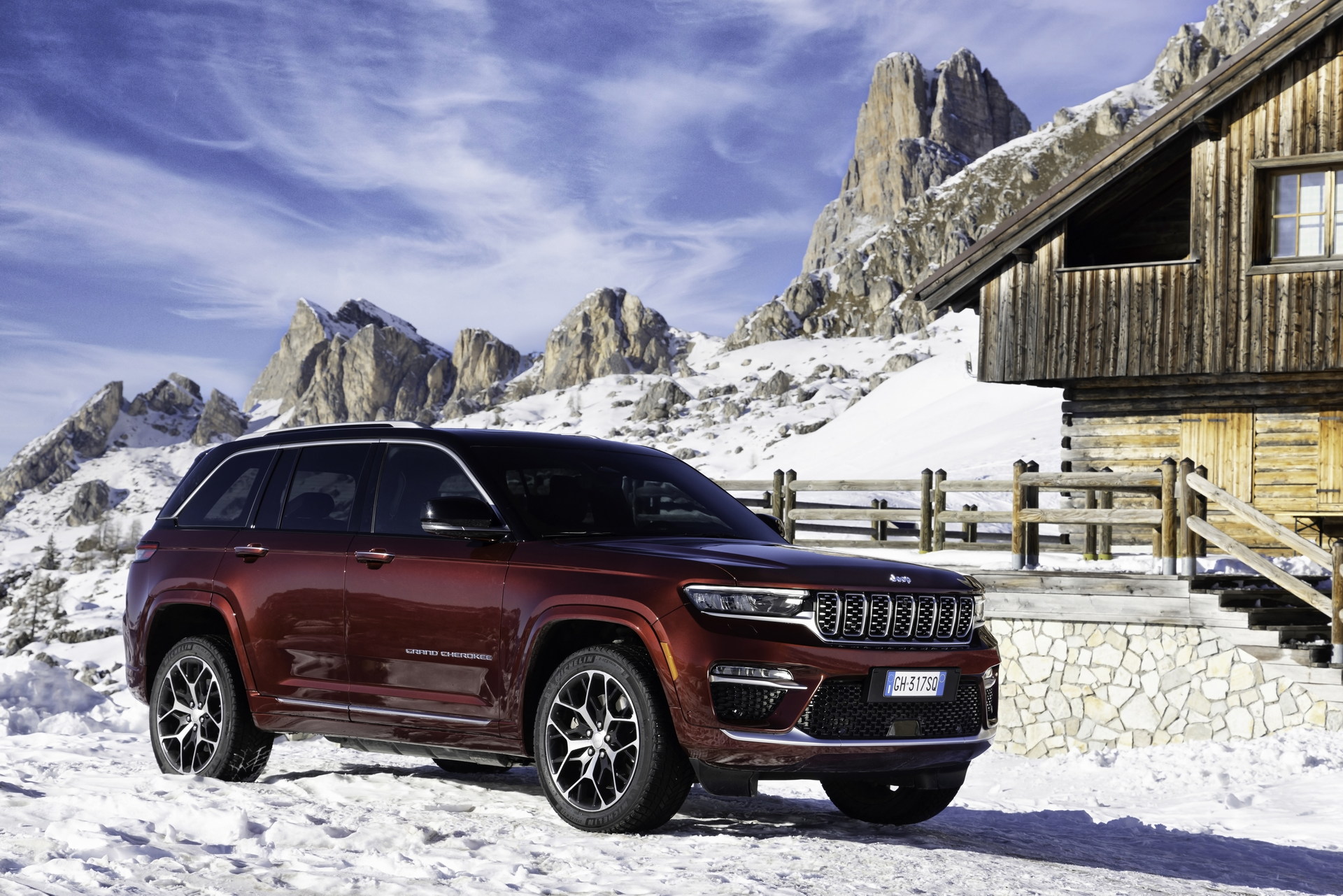 2022 Jeep Grand Cherokee Debuts In Europe Exclusively In 4Xe PHEV Form