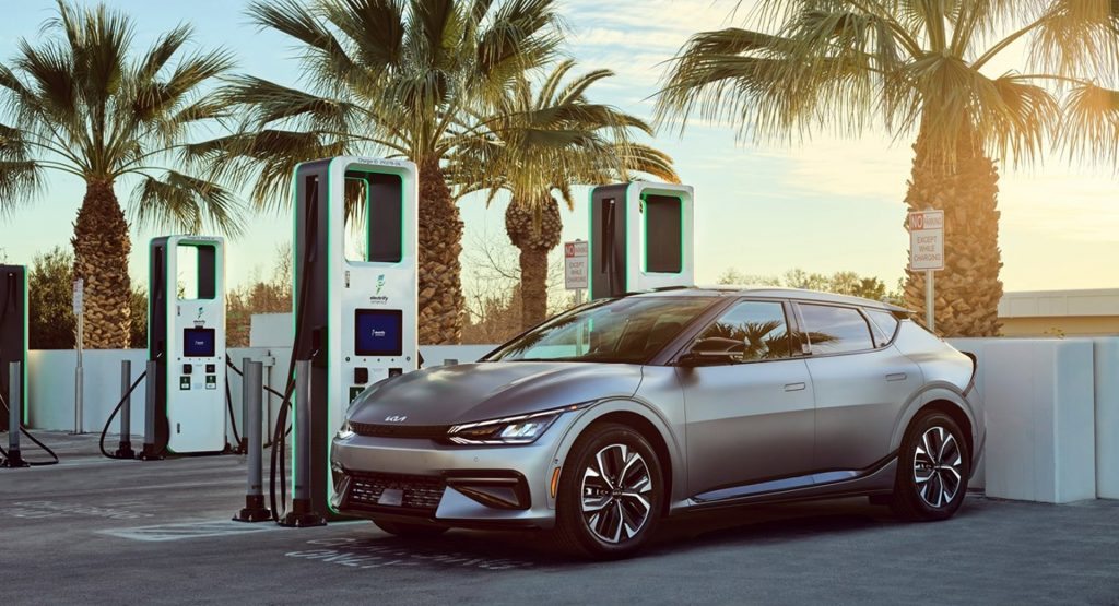 Kia Offers EV6 Buyers Up To Around 4,000 Miles Of Free Charging On Electrify America Network