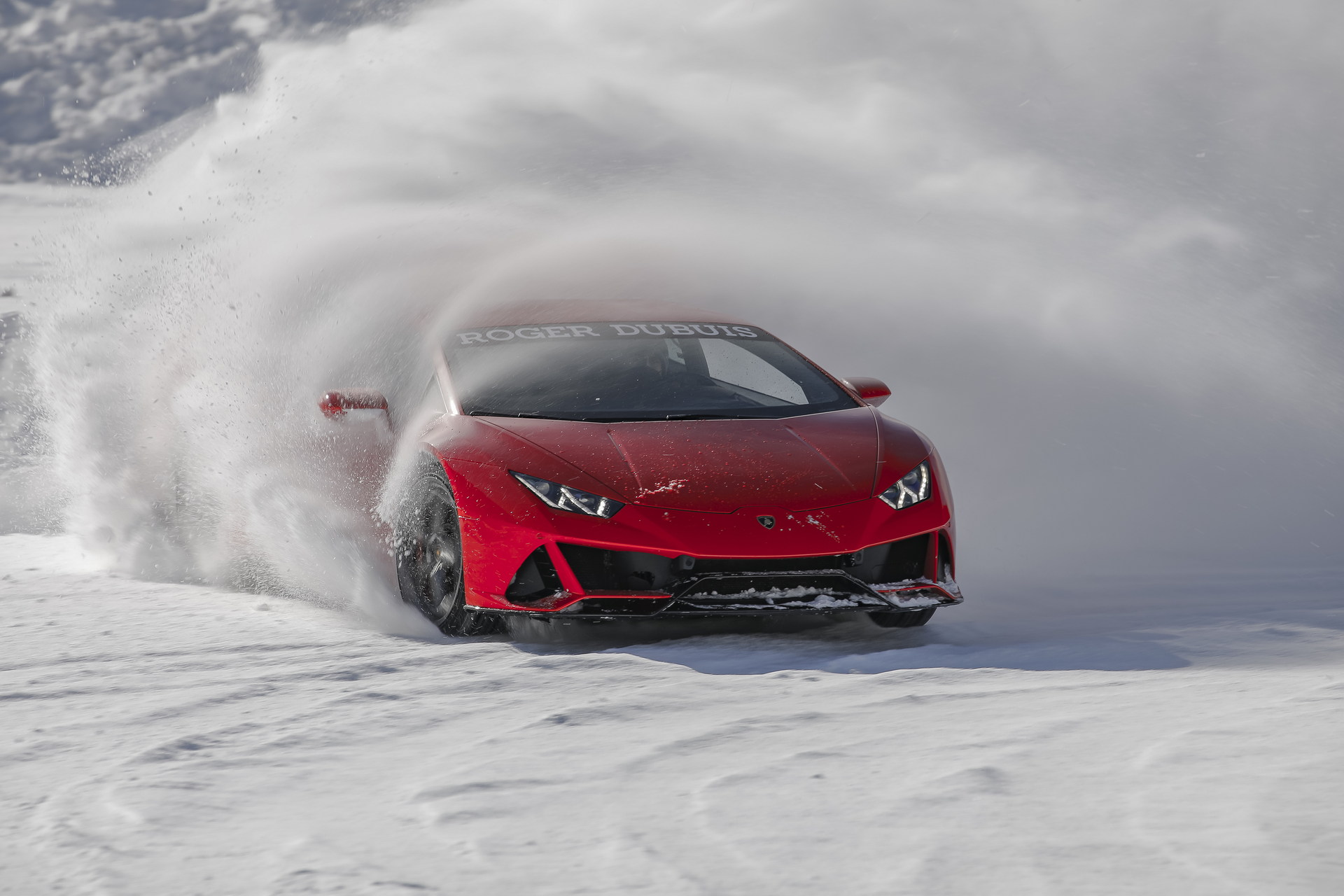Lamborghinis Just Want To Have Fun In The Snow