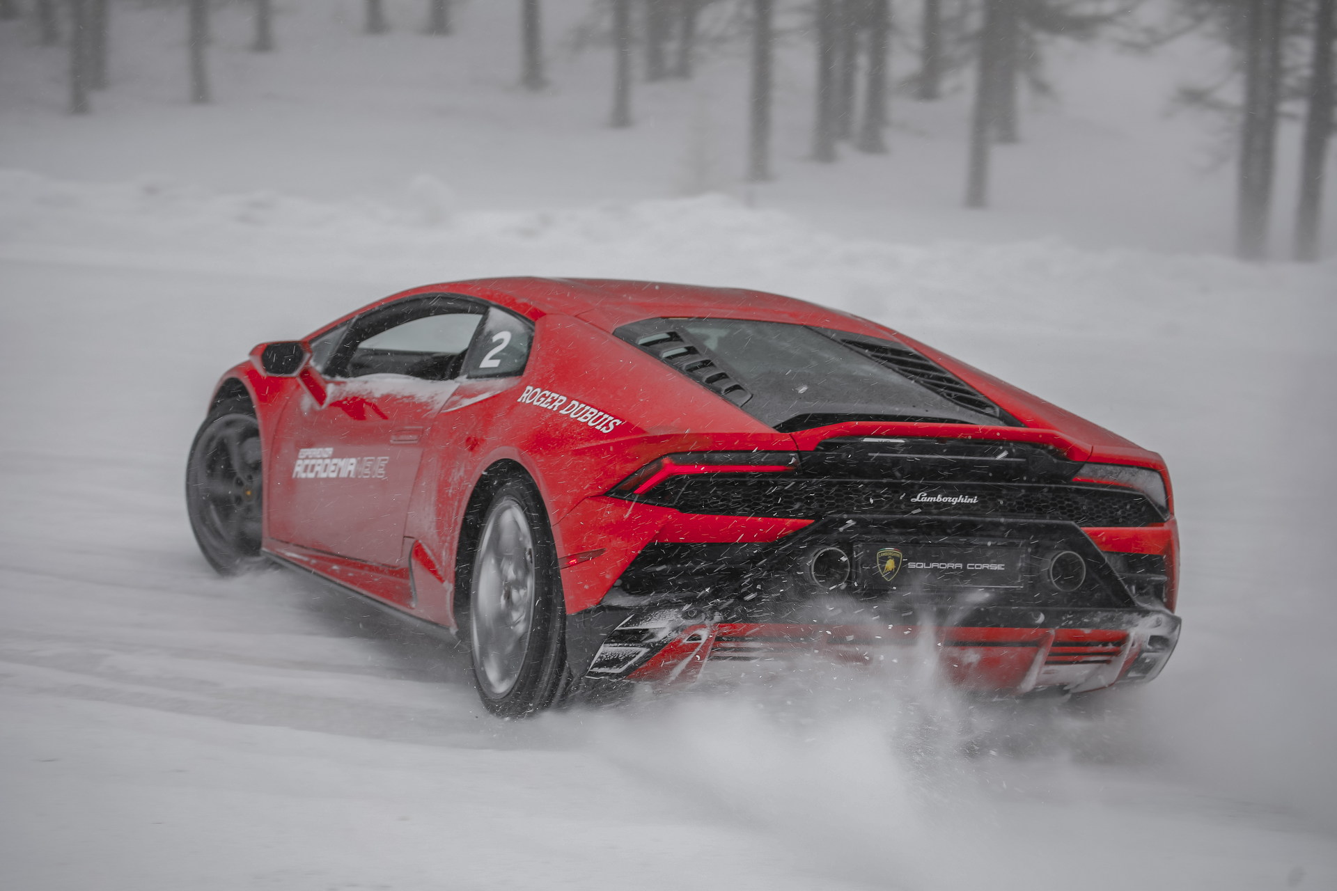 Lamborghinis Just Want To Have Fun In The Snow