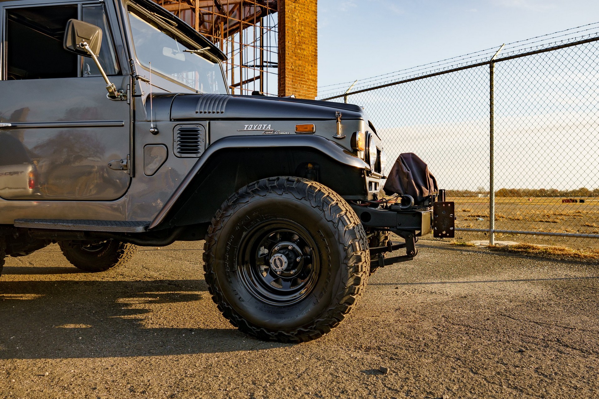 Legacy Overland’s Latest Toyota FJ40 Land Cruiser Is An Automotive Gem