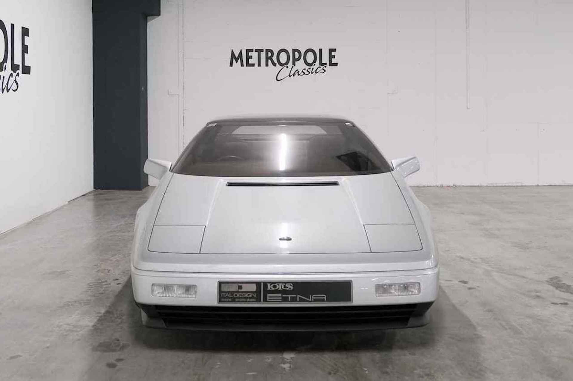 The Lotus Etna Was A Stillborn 1980s Hyper-Esprit, And The Drivable Prototype Is For Sale