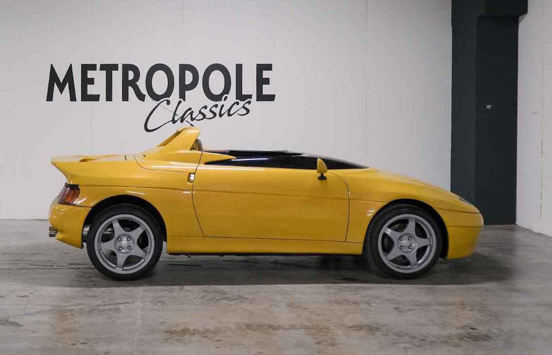 The Lotus Etna Was A Stillborn 1980s Hyper-Esprit, And The Drivable Prototype Is For Sale