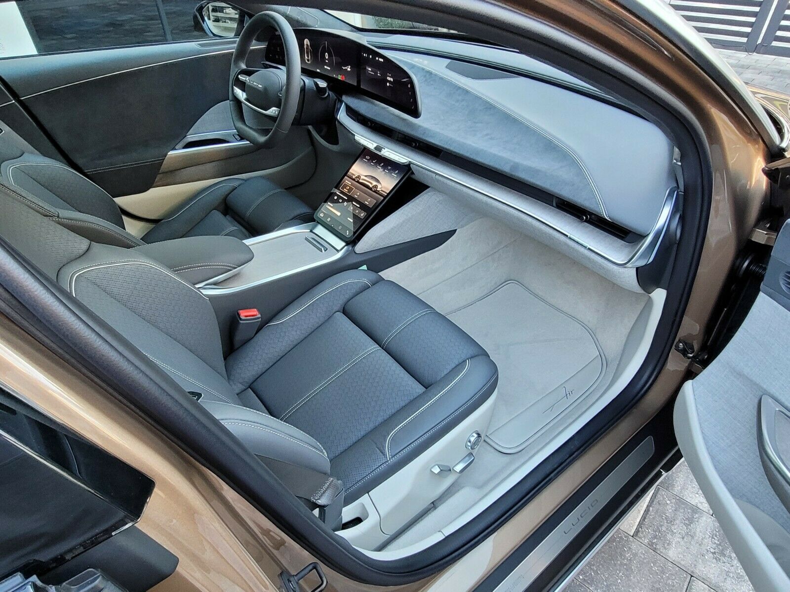 There Are Four Lucid Air Dream Editions On eBay Right Now, All Priced Above $200K