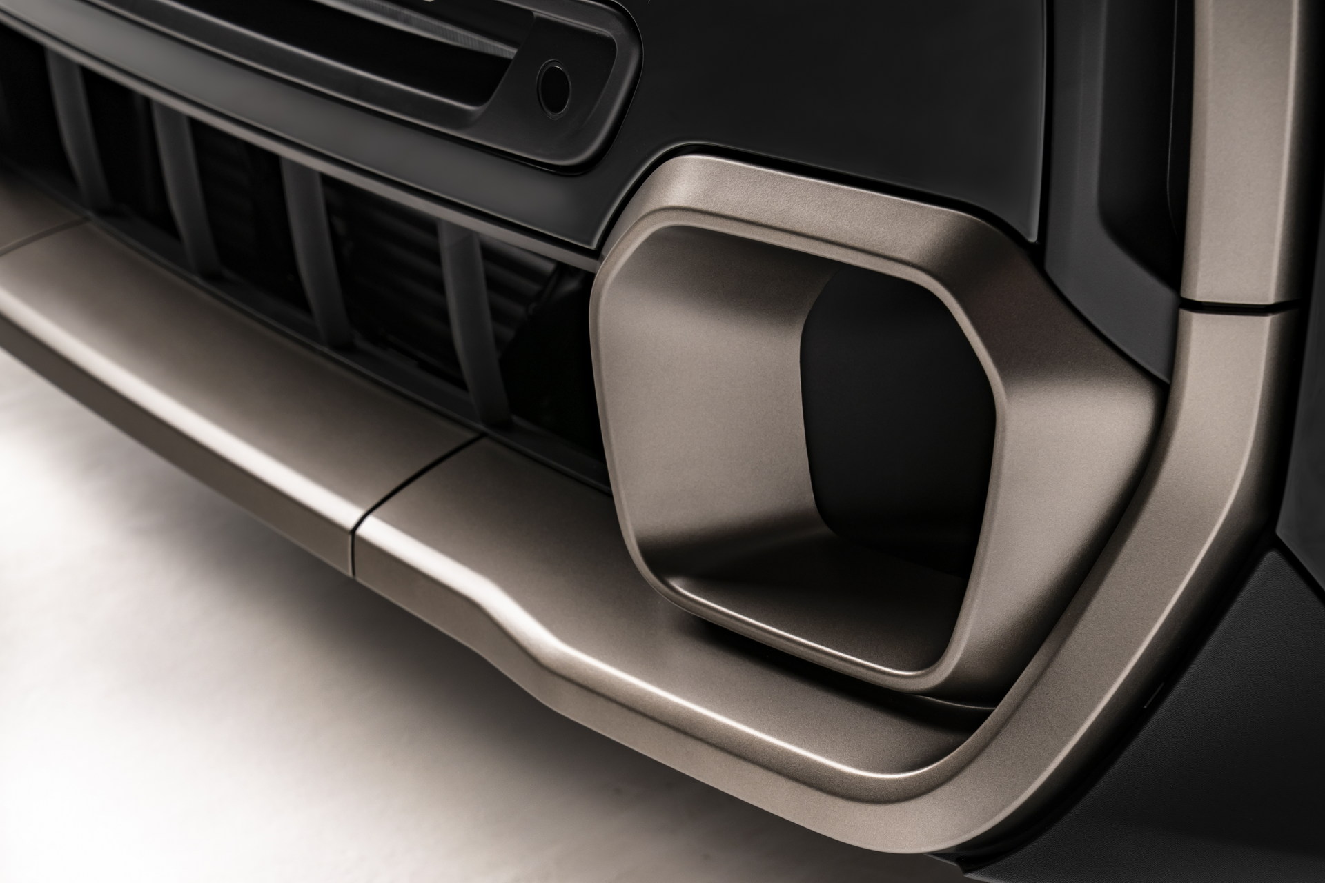 New MINI Edition Models Bring More Distinctive Style To The Entire Range