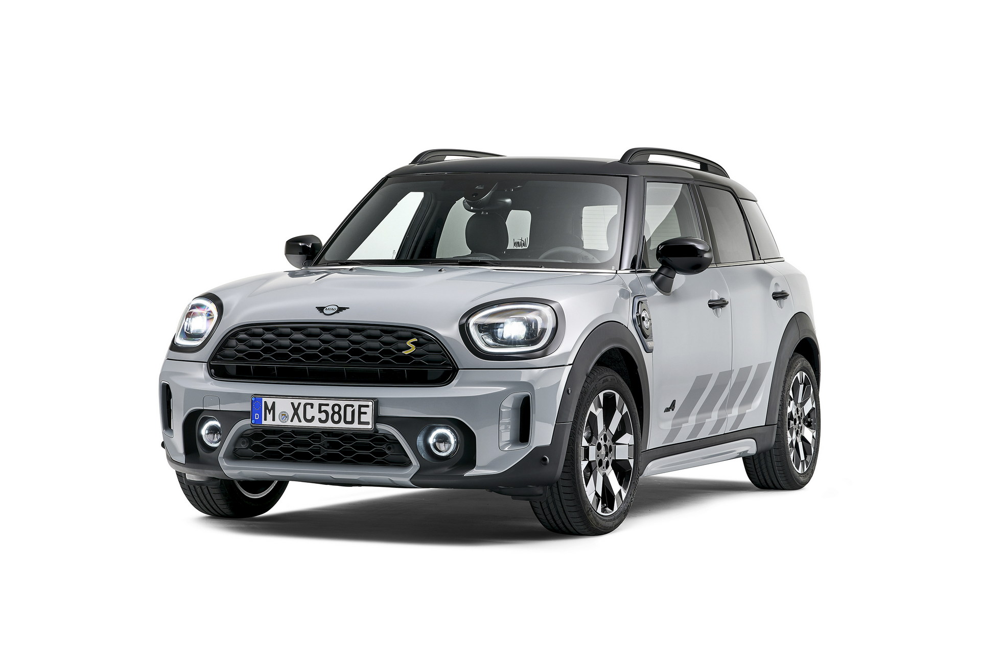 New MINI Edition Models Bring More Distinctive Style To The Entire Range
