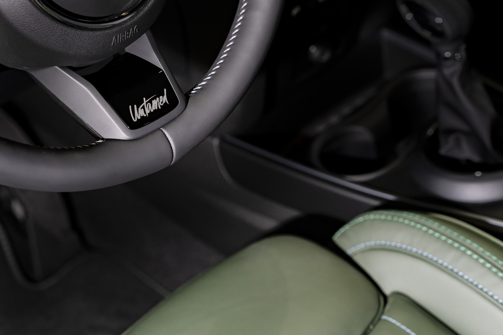 New MINI Edition Models Bring More Distinctive Style To The Entire Range