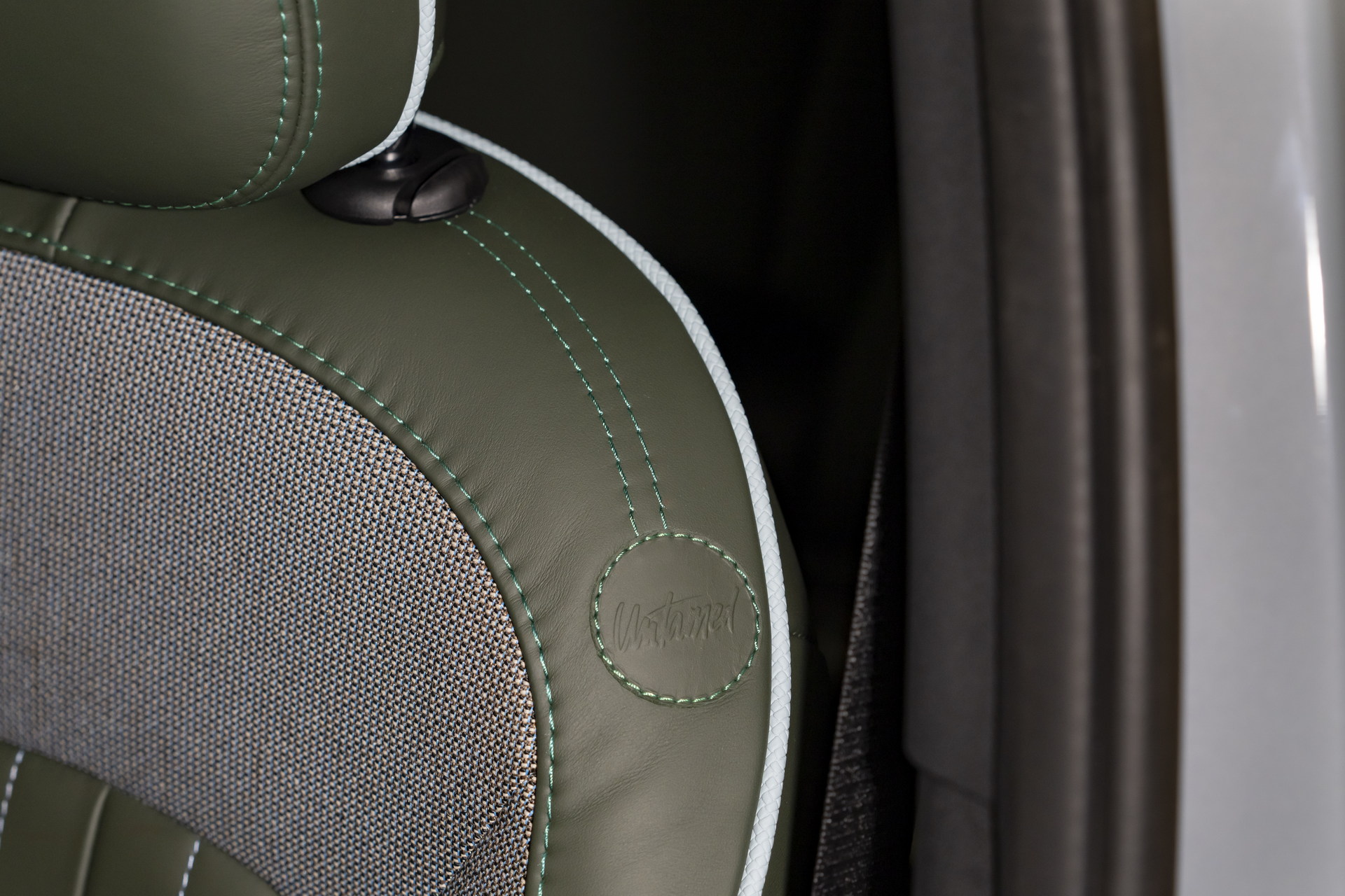 New MINI Edition Models Bring More Distinctive Style To The Entire Range