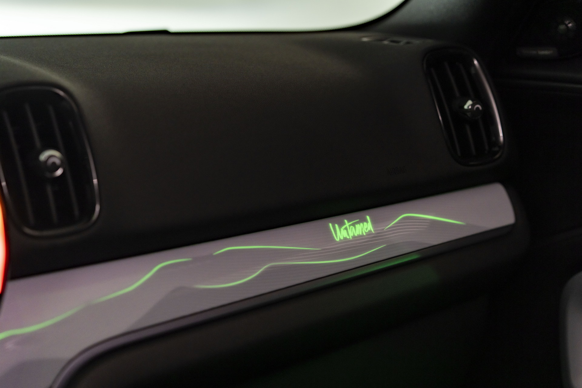 New MINI Edition Models Bring More Distinctive Style To The Entire Range