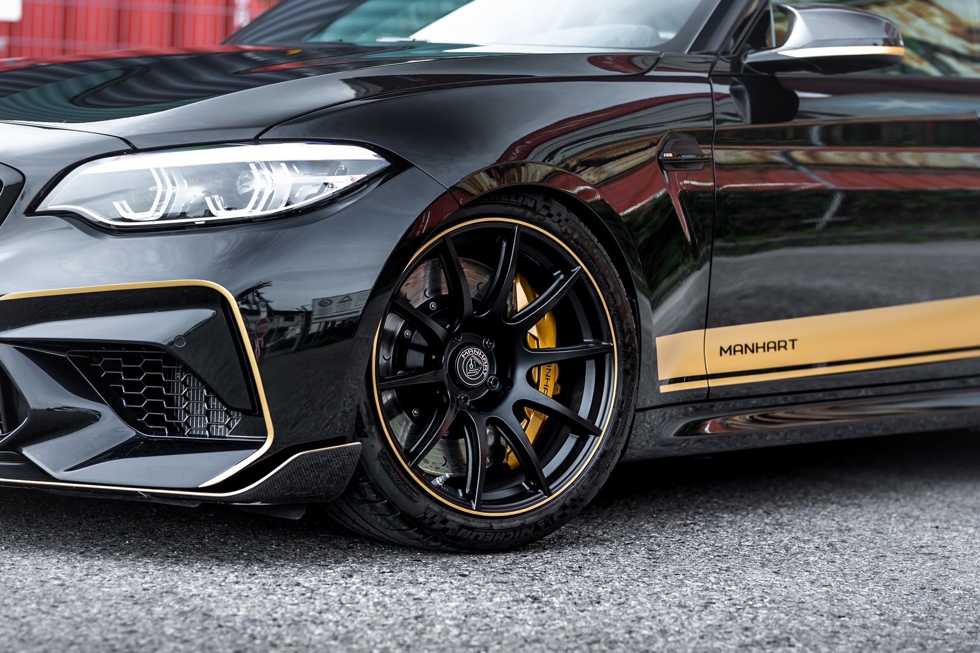 Manhart’s BMW M2 Has 630 HP And M4 GT4 Racing Brakes
