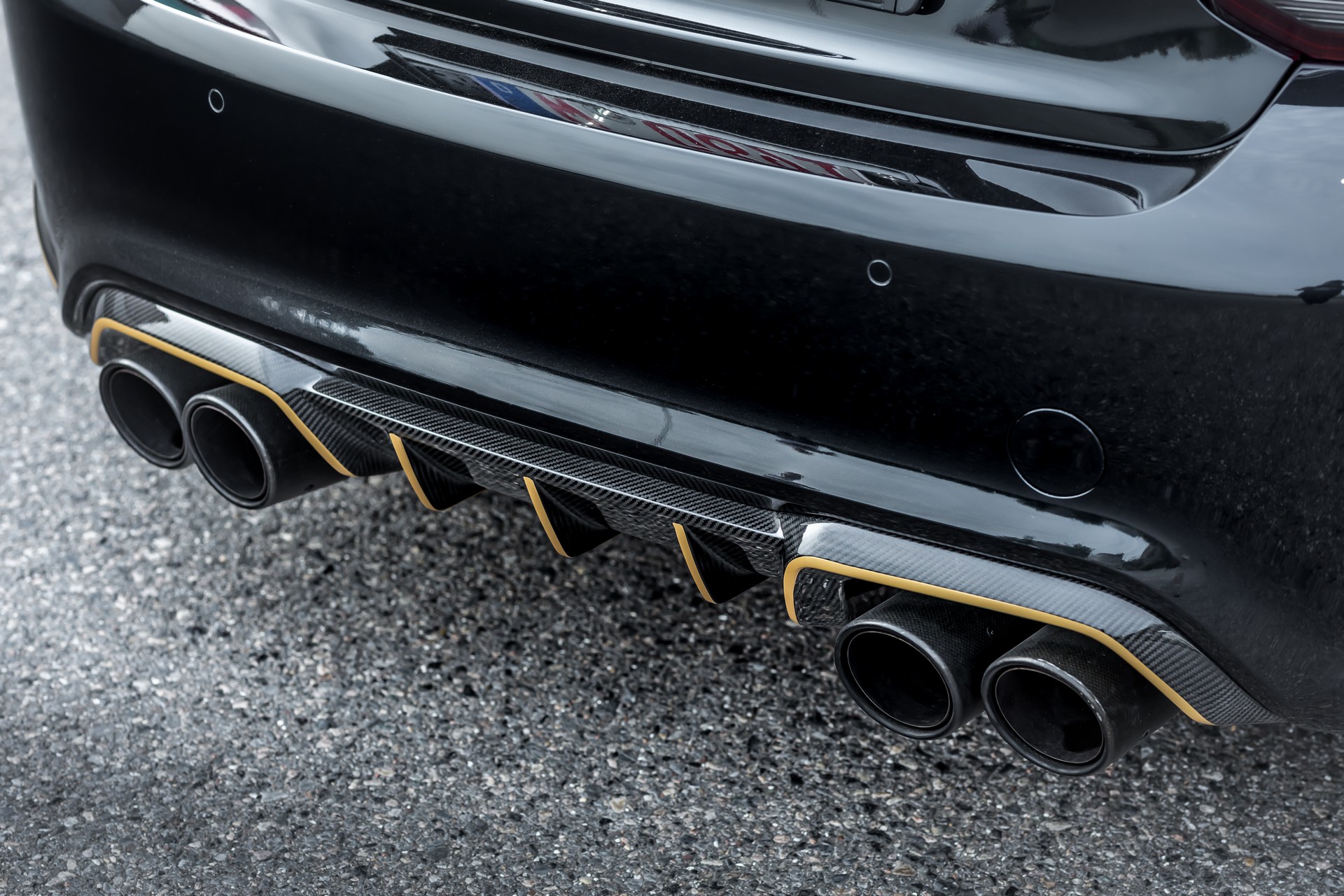 Manhart’s BMW M2 Has 630 HP And M4 GT4 Racing Brakes