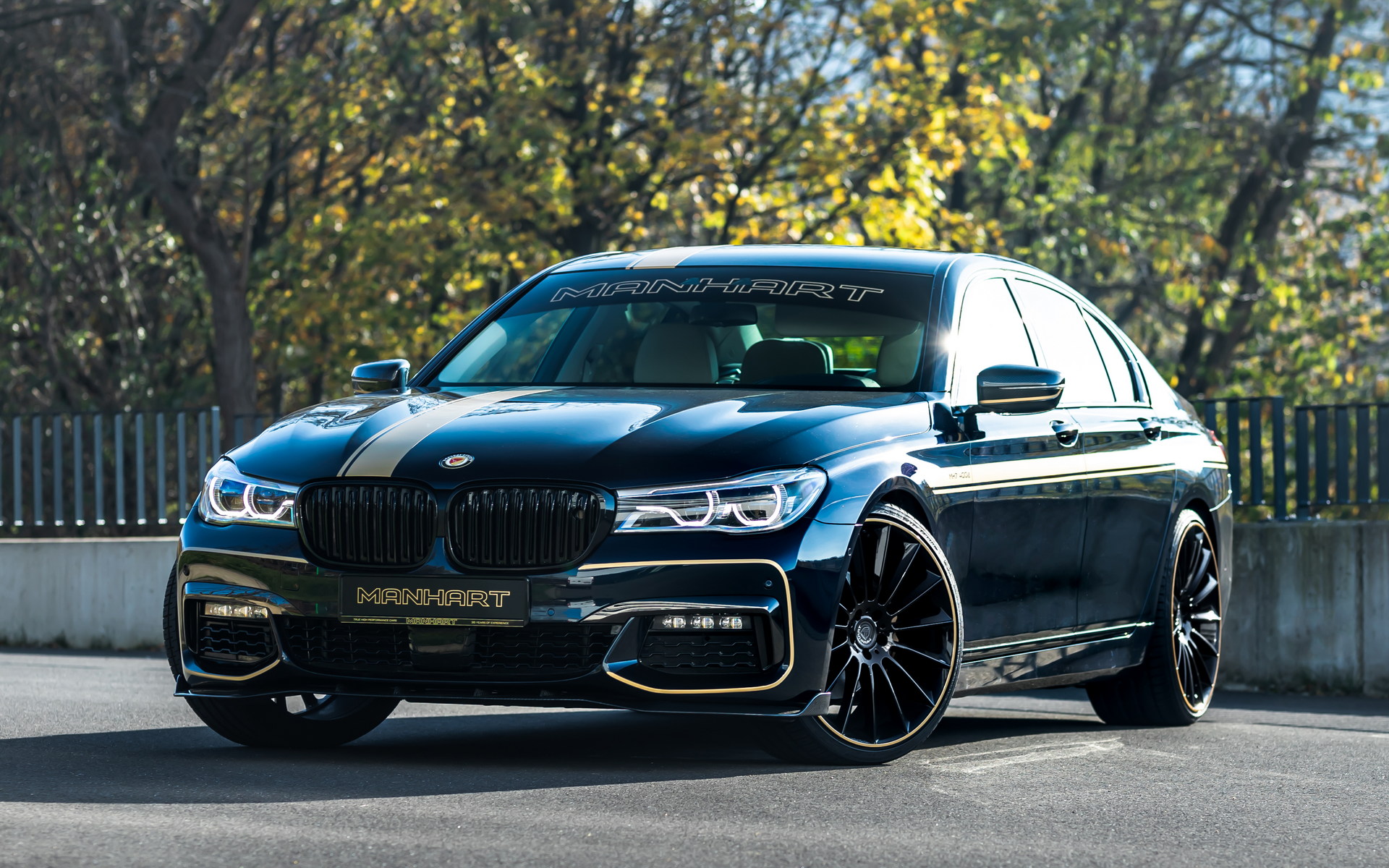 Manhart’s New MH7 400d Is A Diesel-Powered BMW 7-Series With 400 HP