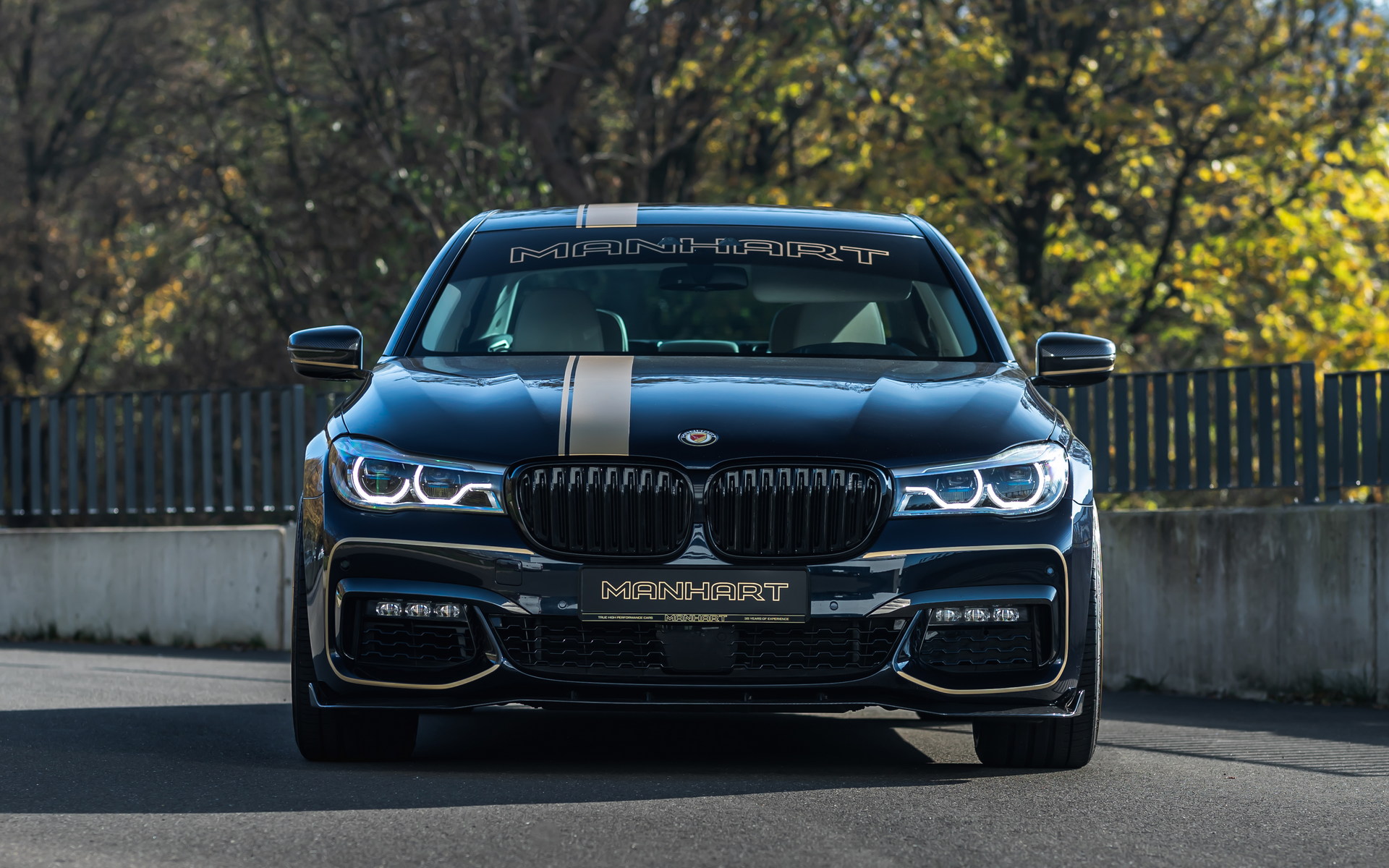 Manhart’s New MH7 400d Is A Diesel-Powered BMW 7-Series With 400 HP