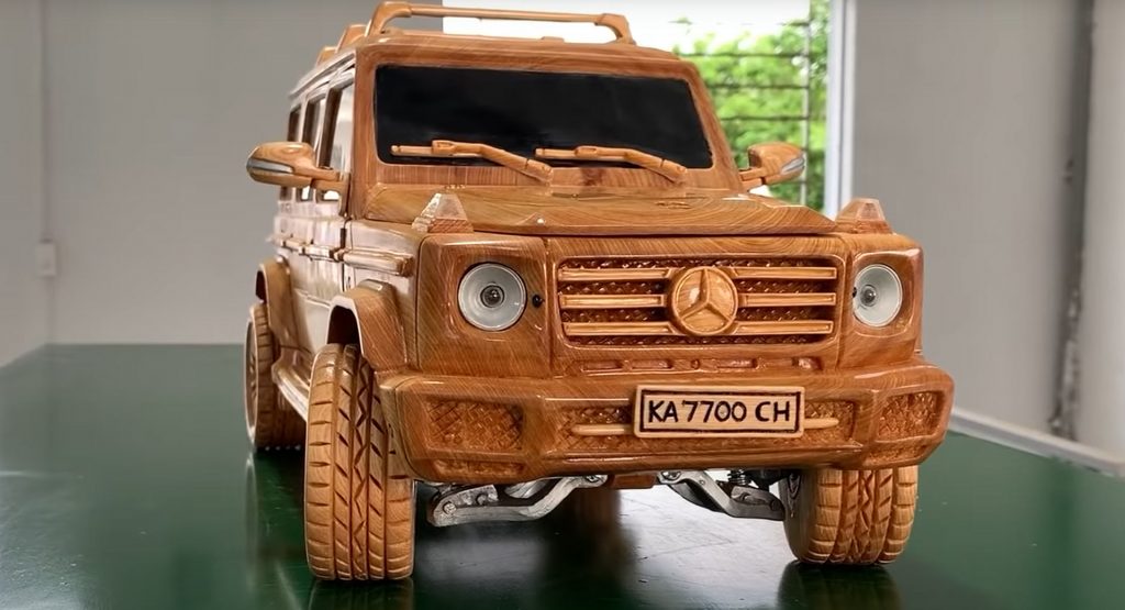  Hand-Carved Wooden Scale Model Of A Mercedes-Benz G500 4×4² Looks Amazing