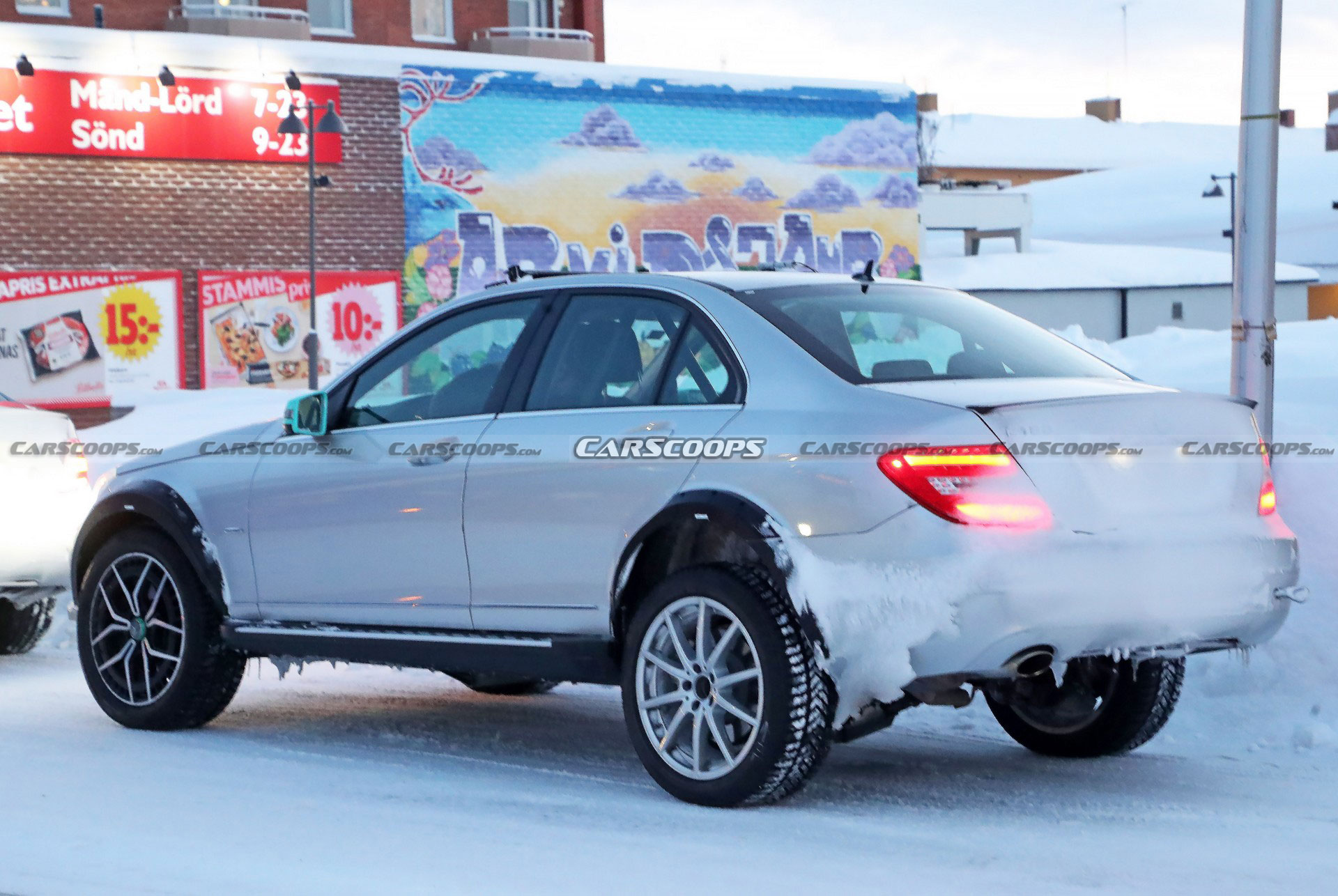 Mystery Monster Mercedes C-Class Mule Spied, Is Benz Finally Working On A Baby G-Class?