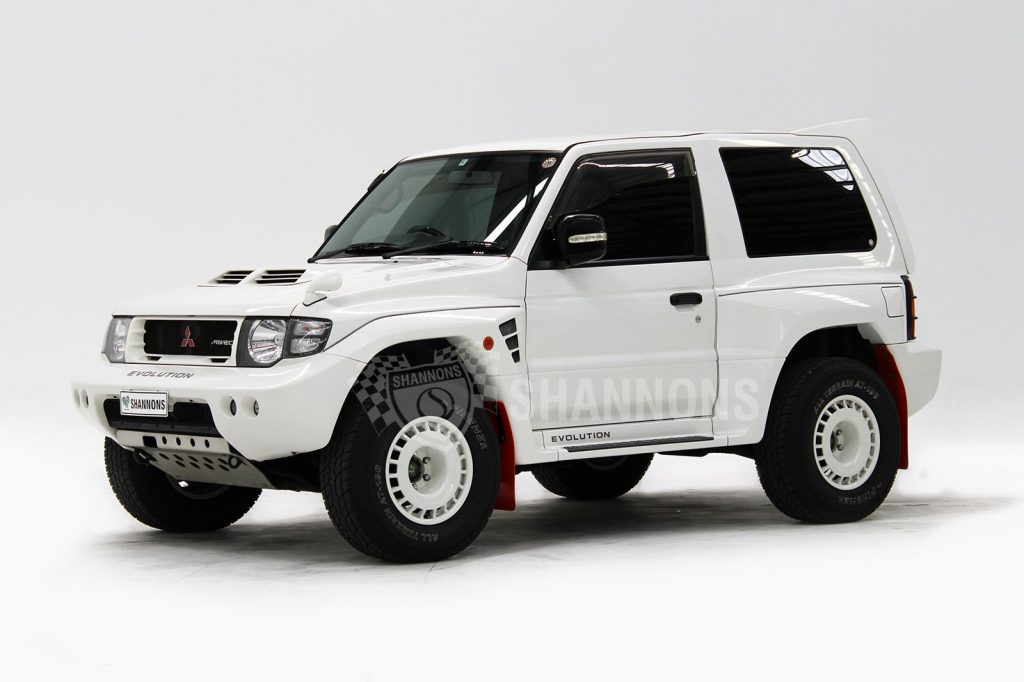 Do OffRoaders Get Any Cooler Than This Mitsubishi Pajero Evolution? Carscoops