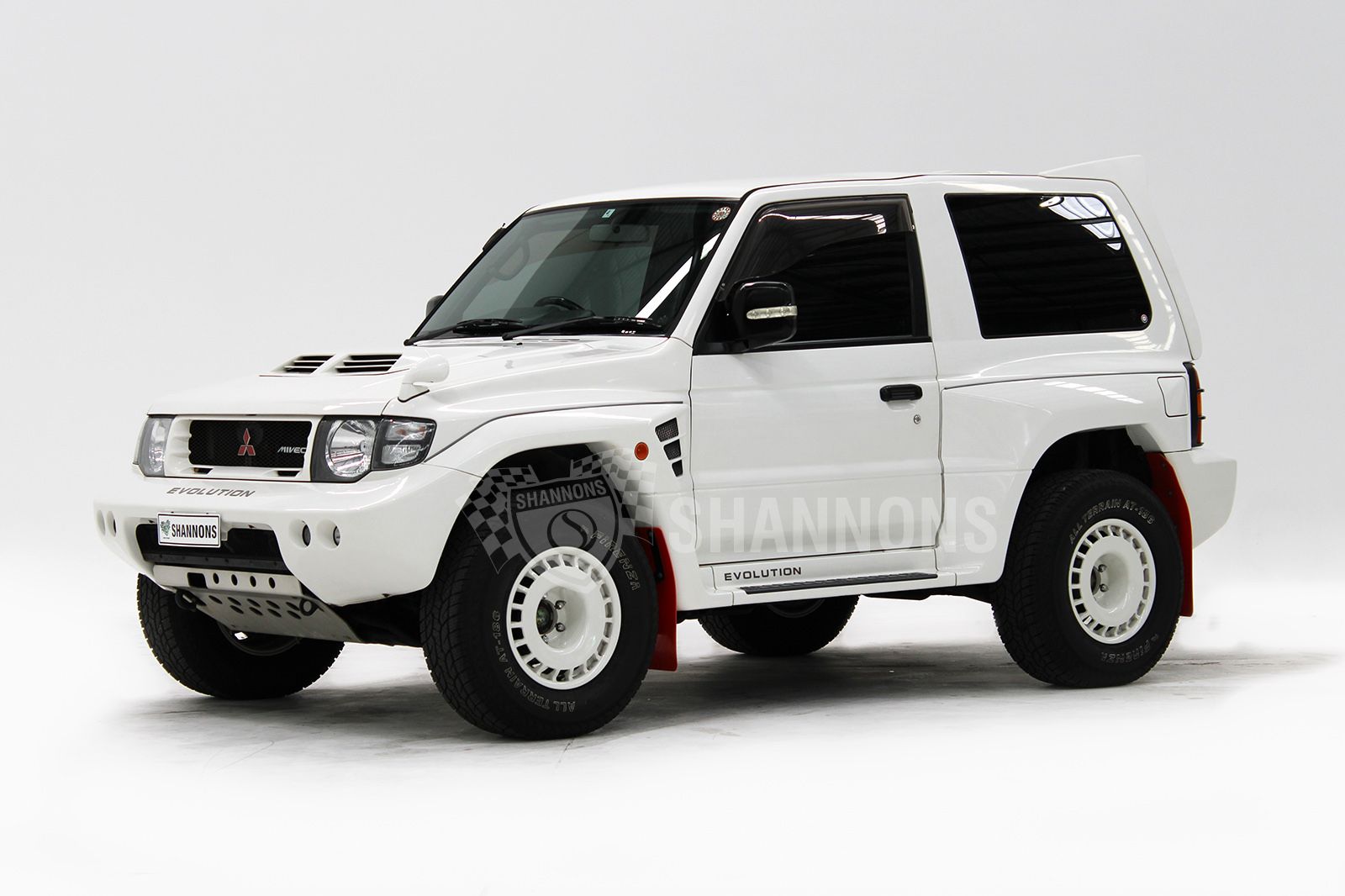 Do Off-Roaders Get Any Cooler Than This Mitsubishi Pajero Evolution?