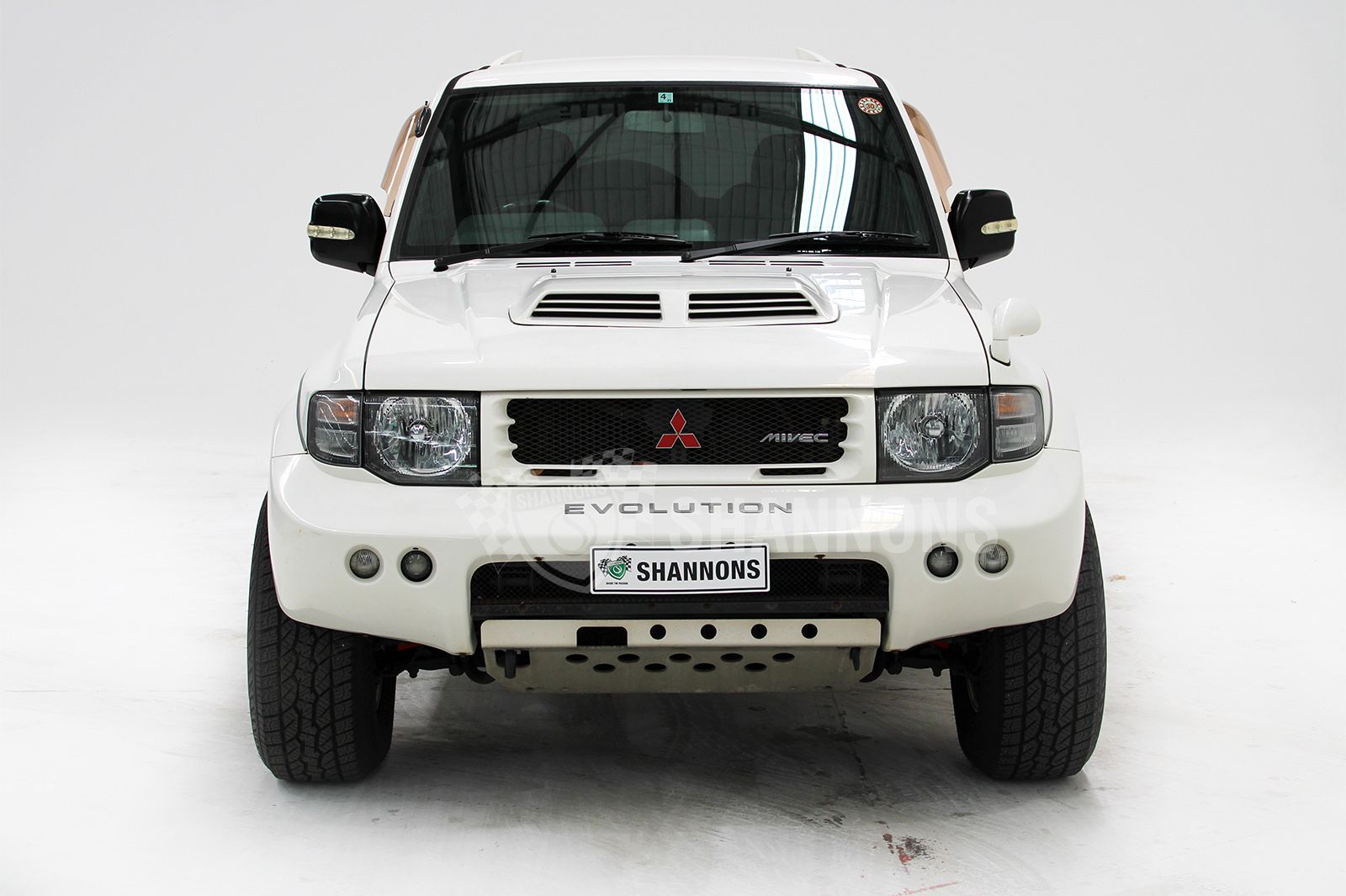 Do Off-Roaders Get Any Cooler Than This Mitsubishi Pajero Evolution?