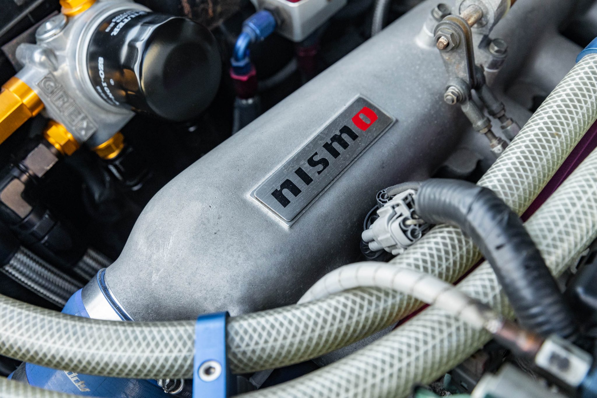 Time To Find Out How Much This Midnight Purple Nissan R33 Skyline GT-R V-Spec Is Worth