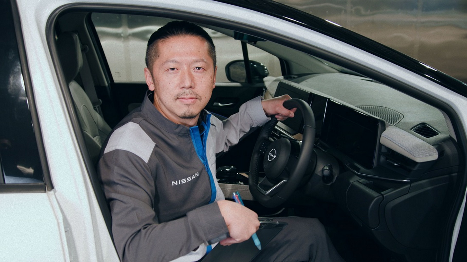 Meet The “Smellmaster”, The Guy Who Sets The Standards For Your New Nissan’s Odors