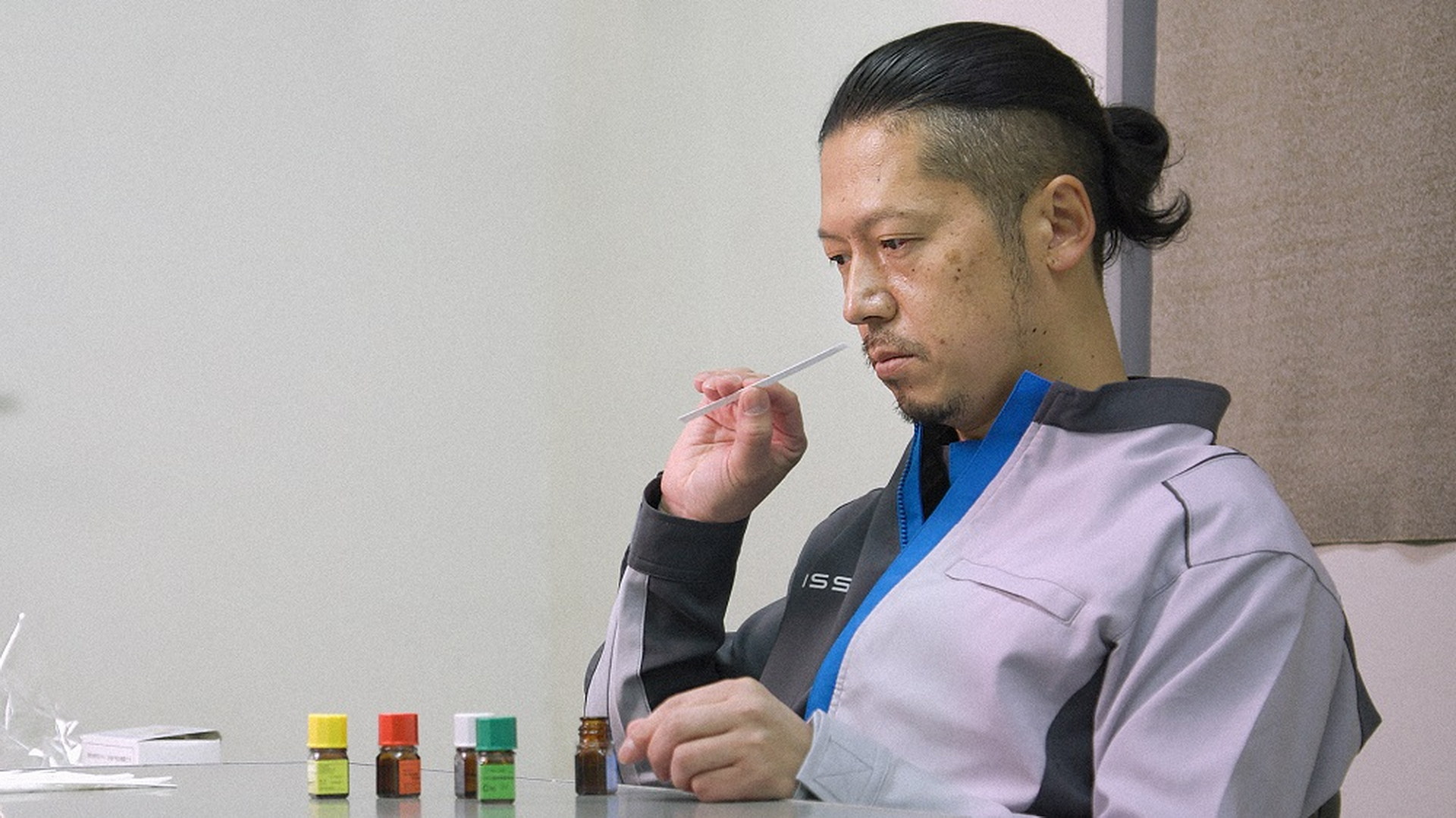 Meet The “Smellmaster”, The Guy Who Sets The Standards For Your New Nissan’s Odors