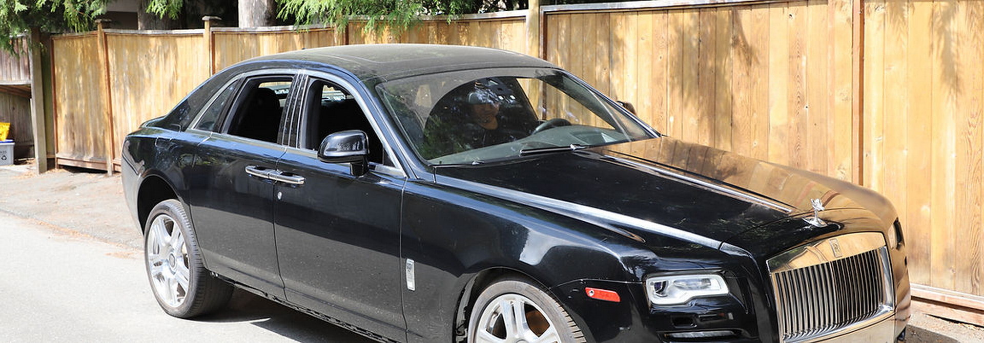 Canadian Businessman Sells House To Fund His Own Rolls-Royce Electromod Project